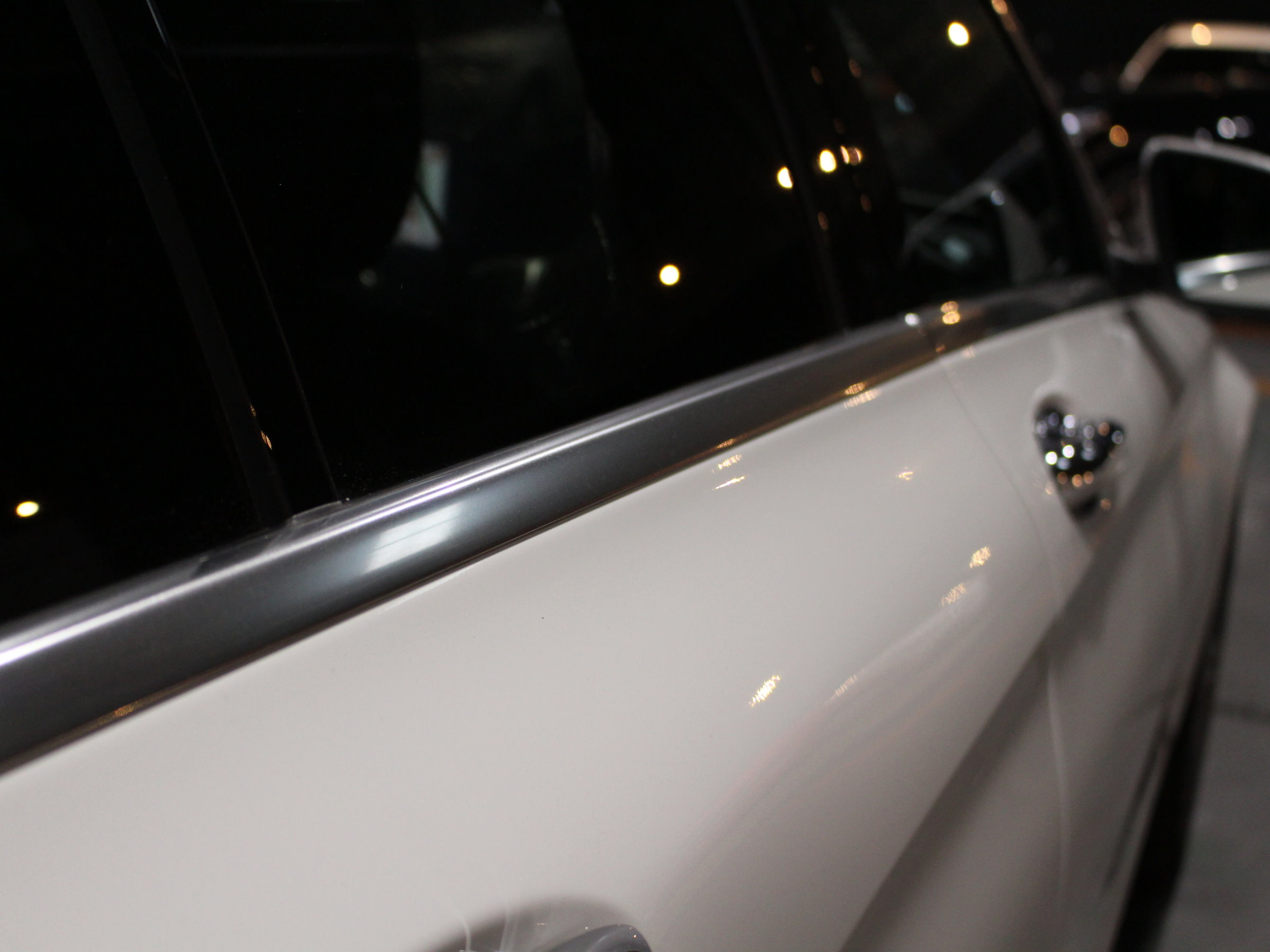メルセデスベンツ　Ｃ２００アバンギャルド　ＡＭＧライン