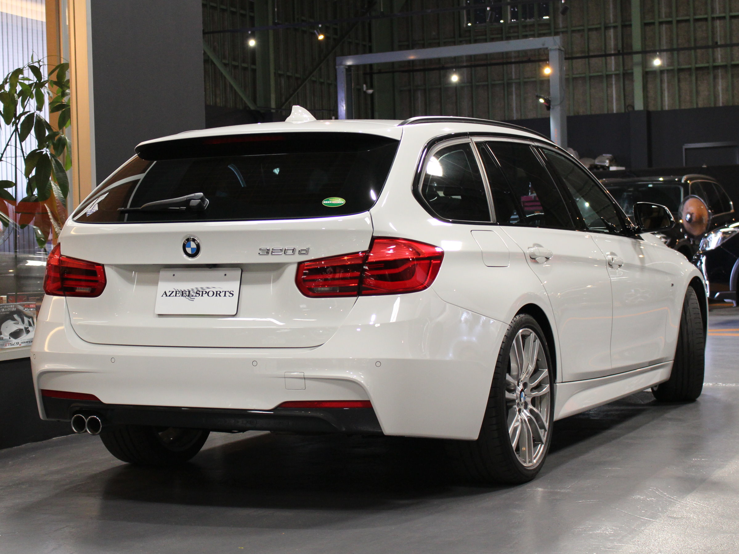 ＢＭＷ　３２０ｄツーリング　Ｍスポーツ　ＬＣＩ　ハイラインＰ　ドライブアシストプラス
