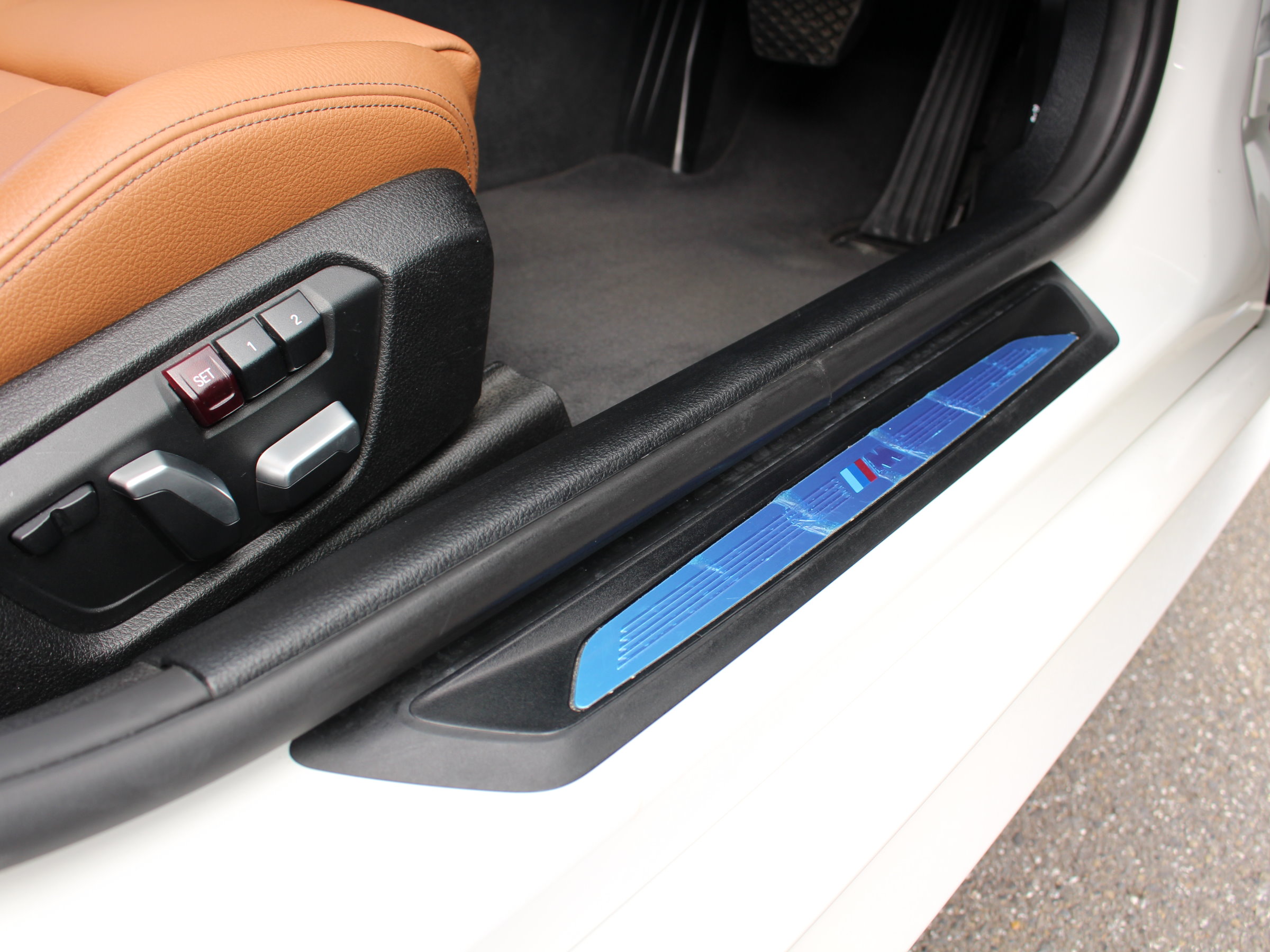 ＢＭＷ　３２０ｄツーリング　Ｍスポーツ　ＬＣＩ　ハイラインＰ　ドライブアシストプラス