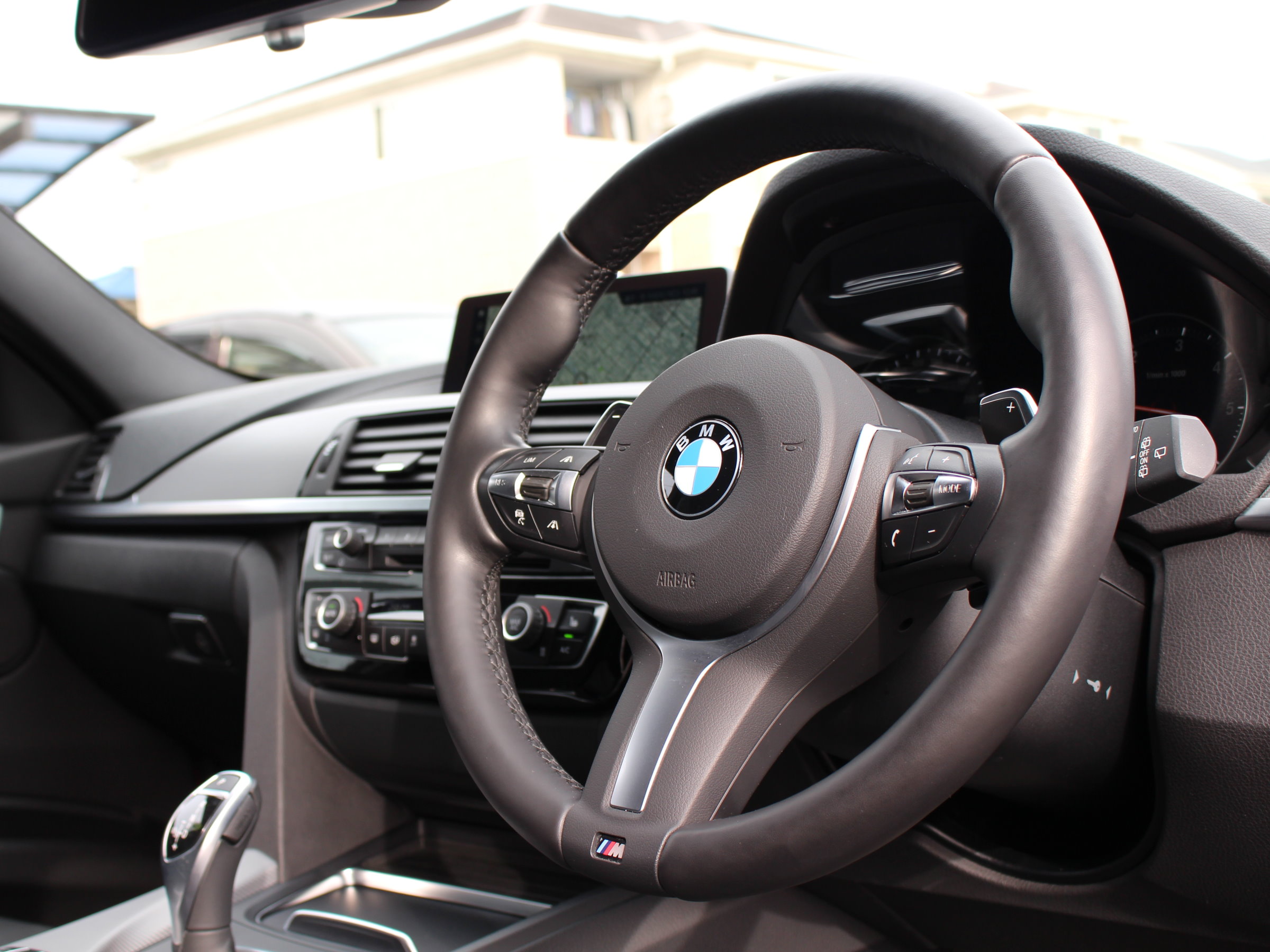 ＢＭＷ　３２０ｄツーリング　Ｍスポーツ　エディションシャドー
