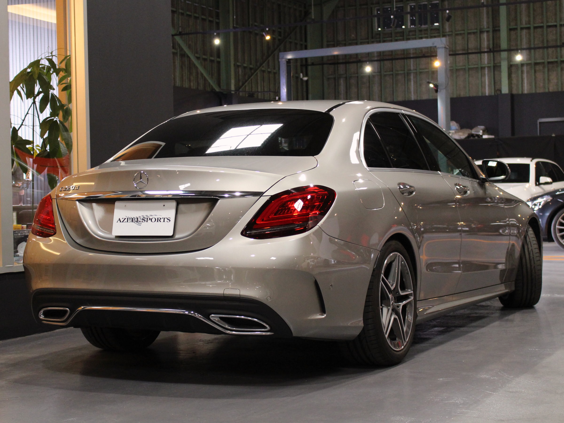 メルセデスベンツ　Ｃ２２０ｄアバンギャルド　ＡＭＧライン