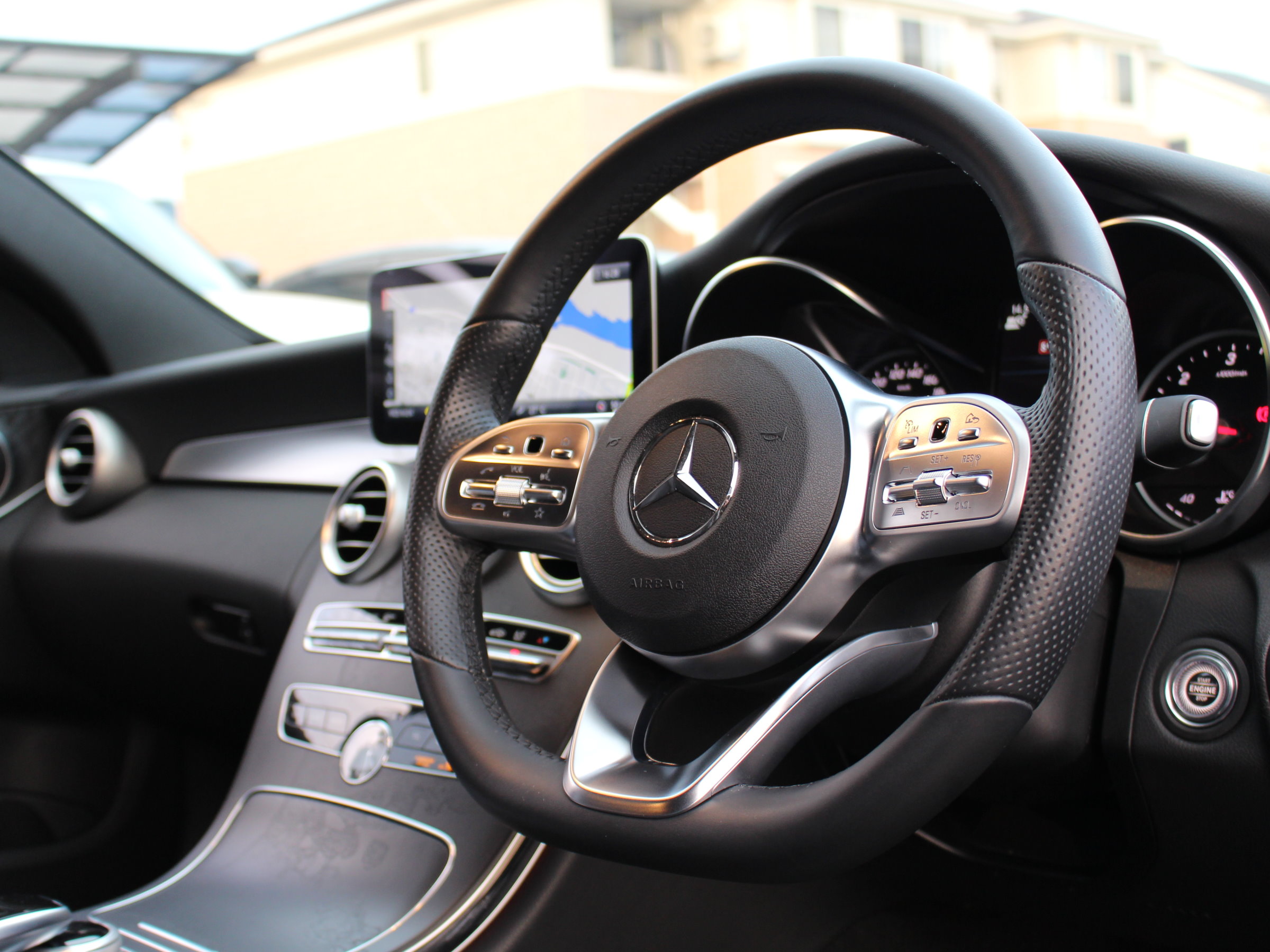 メルセデスベンツ　Ｃ２２０ｄアバンギャルド　ＡＭＧライン