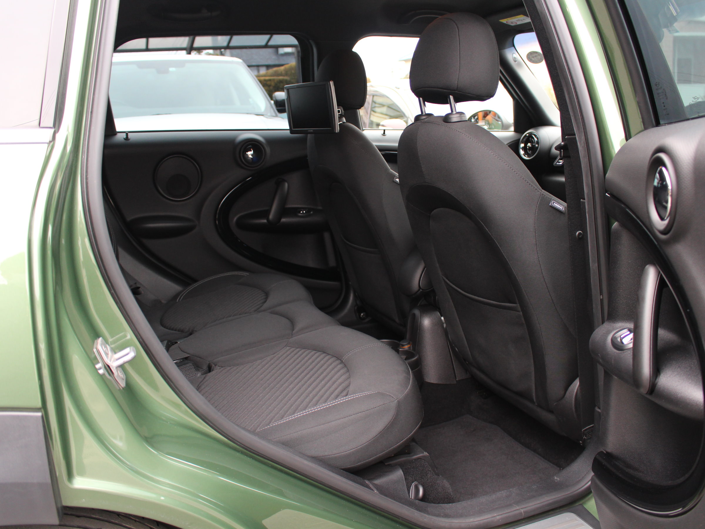 ＢＭＷ　ＭＩＮＩ　クーパーＳＤ　クロスオーバー