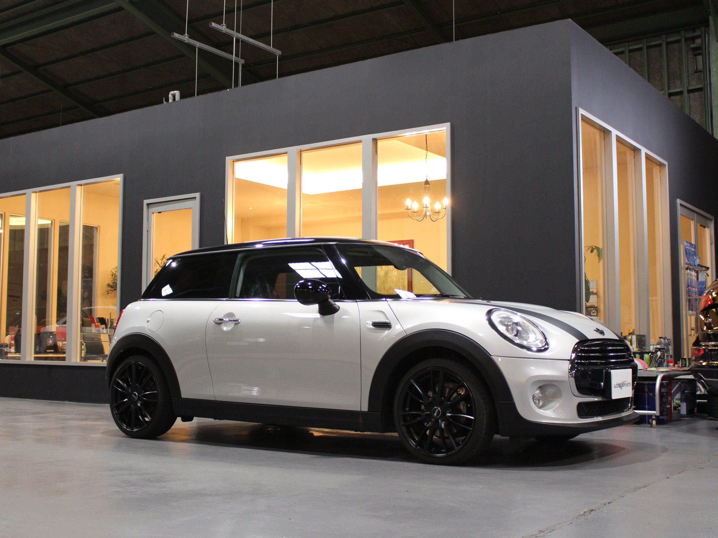 ＢＭＷ　ＭＩＮＩ　クーパー　Ｆ５６