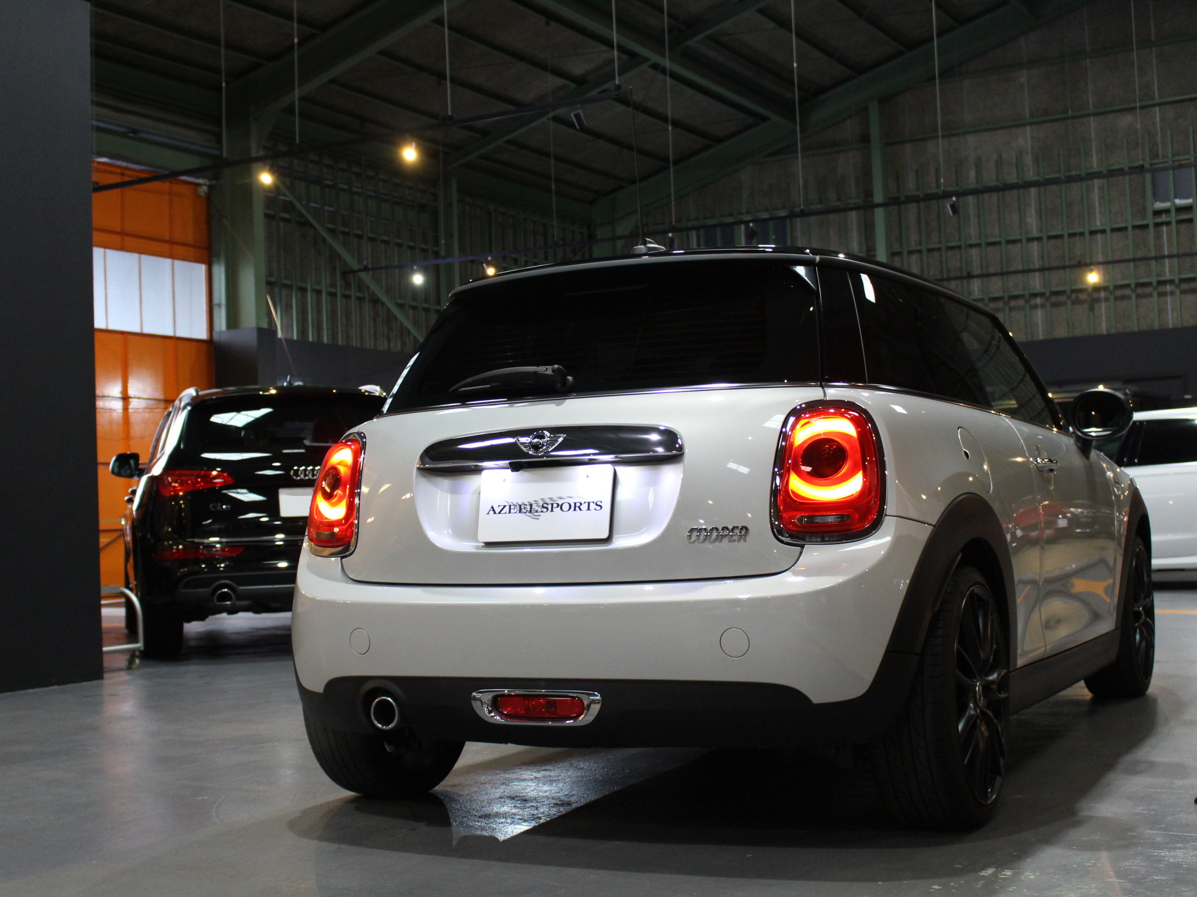 ＢＭＷ　ＭＩＮＩ　クーパー　Ｆ５６