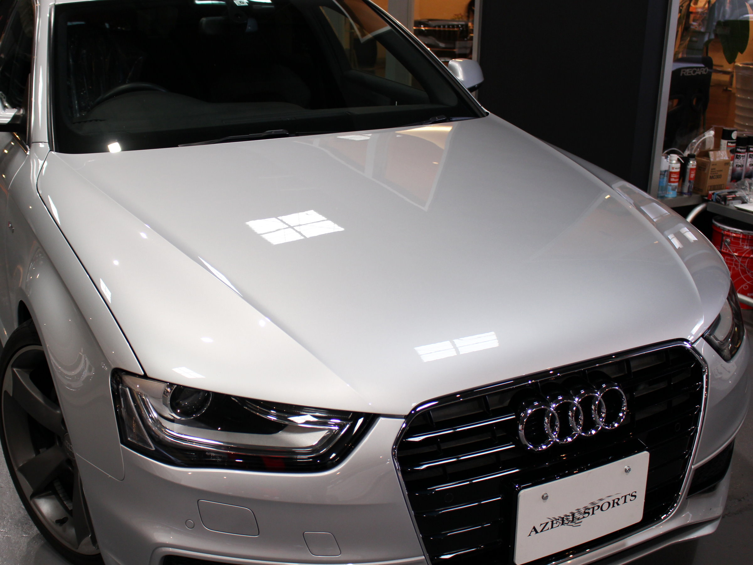 アウディ　Ａ４アバント　２．０ＴＦＳＩ　Ｓライン　