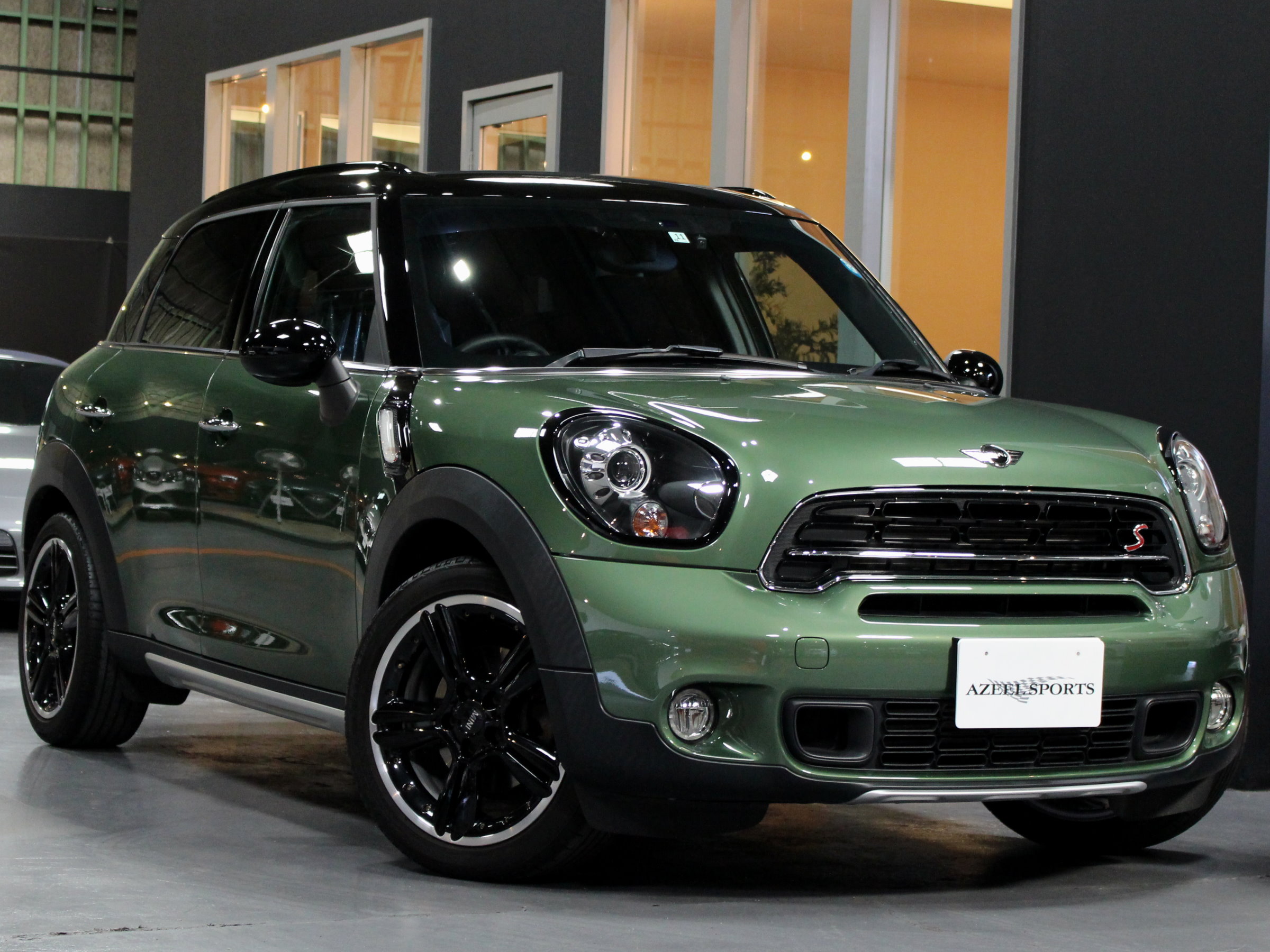 ＢＭＷ　ＭＩＮＩ　クーパーＳＤ　クロスオーバー