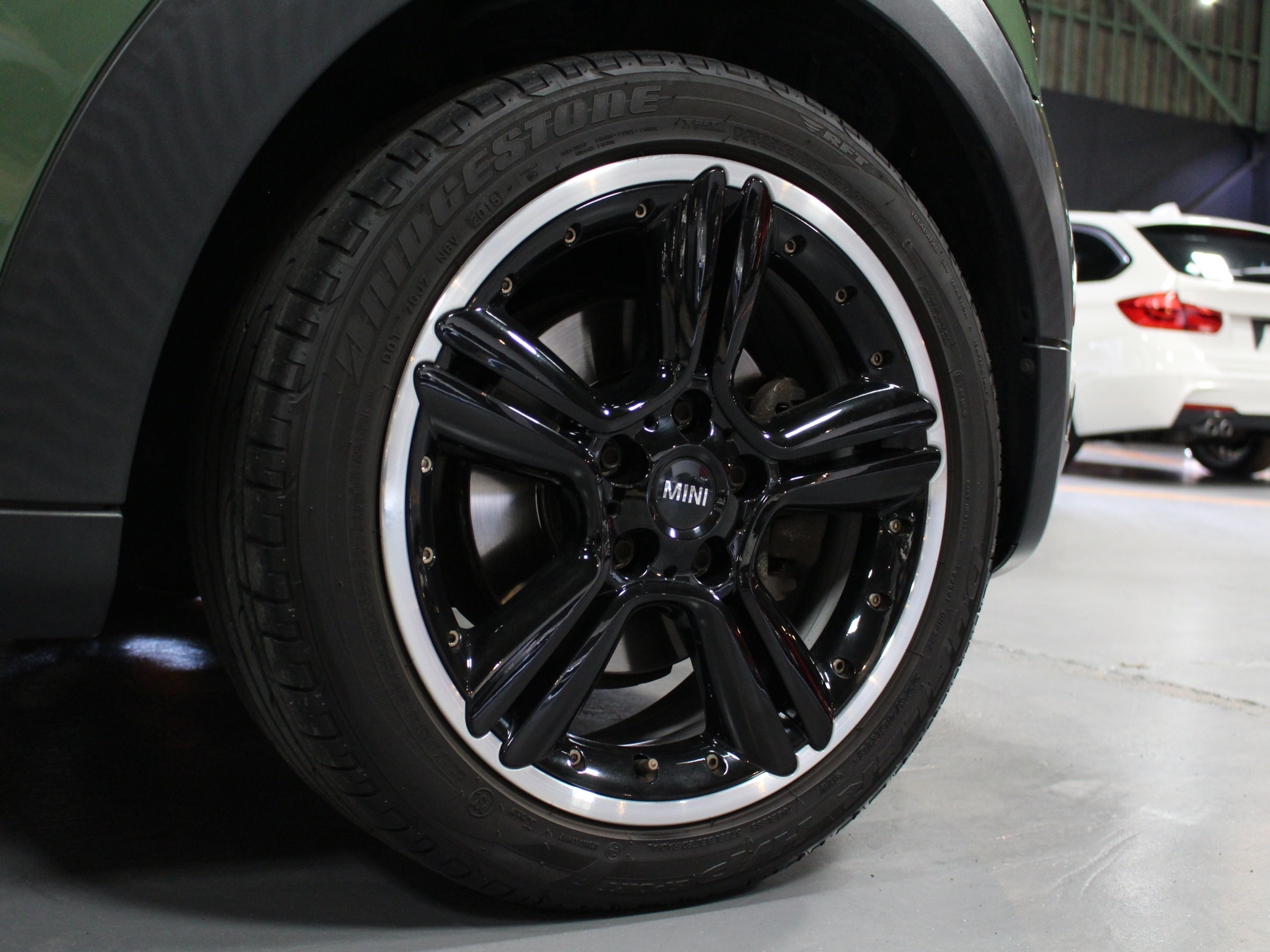 ＢＭＷ　ＭＩＮＩ　クーパーＳＤ　クロスオーバー