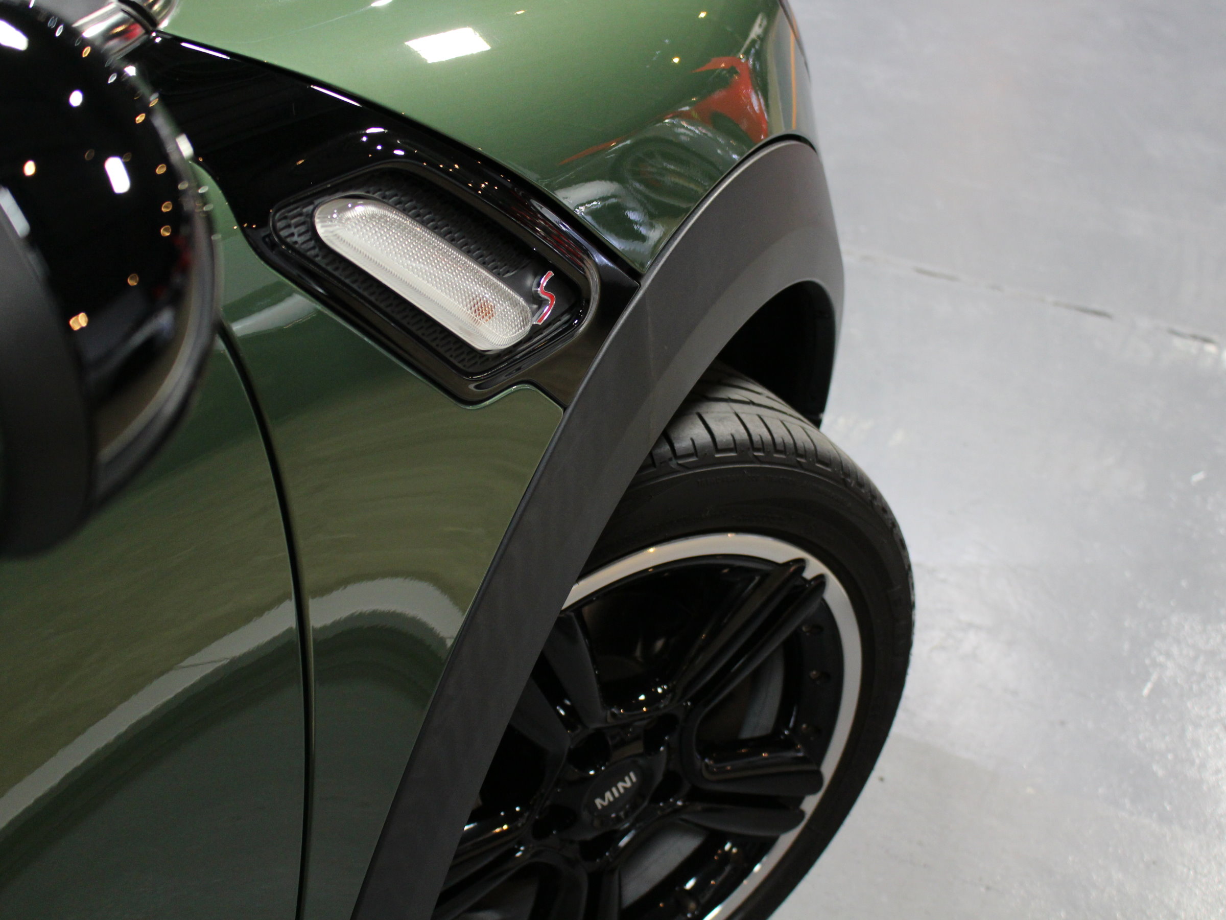 ＢＭＷ　ＭＩＮＩ　クーパーＳＤ　クロスオーバー