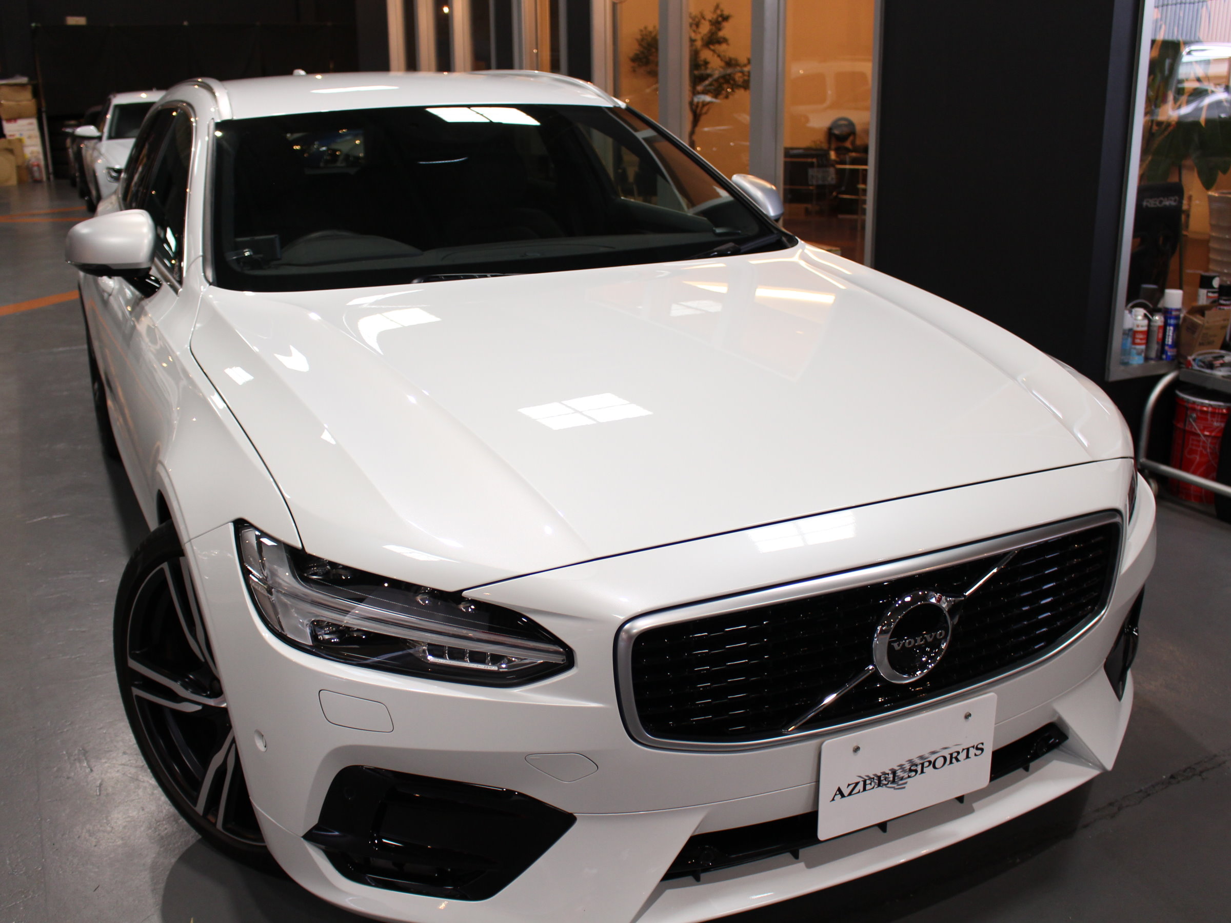 ボルボ　Ｖ９０　Ｔ６　ＡＷＤ　Ｒデザイン　