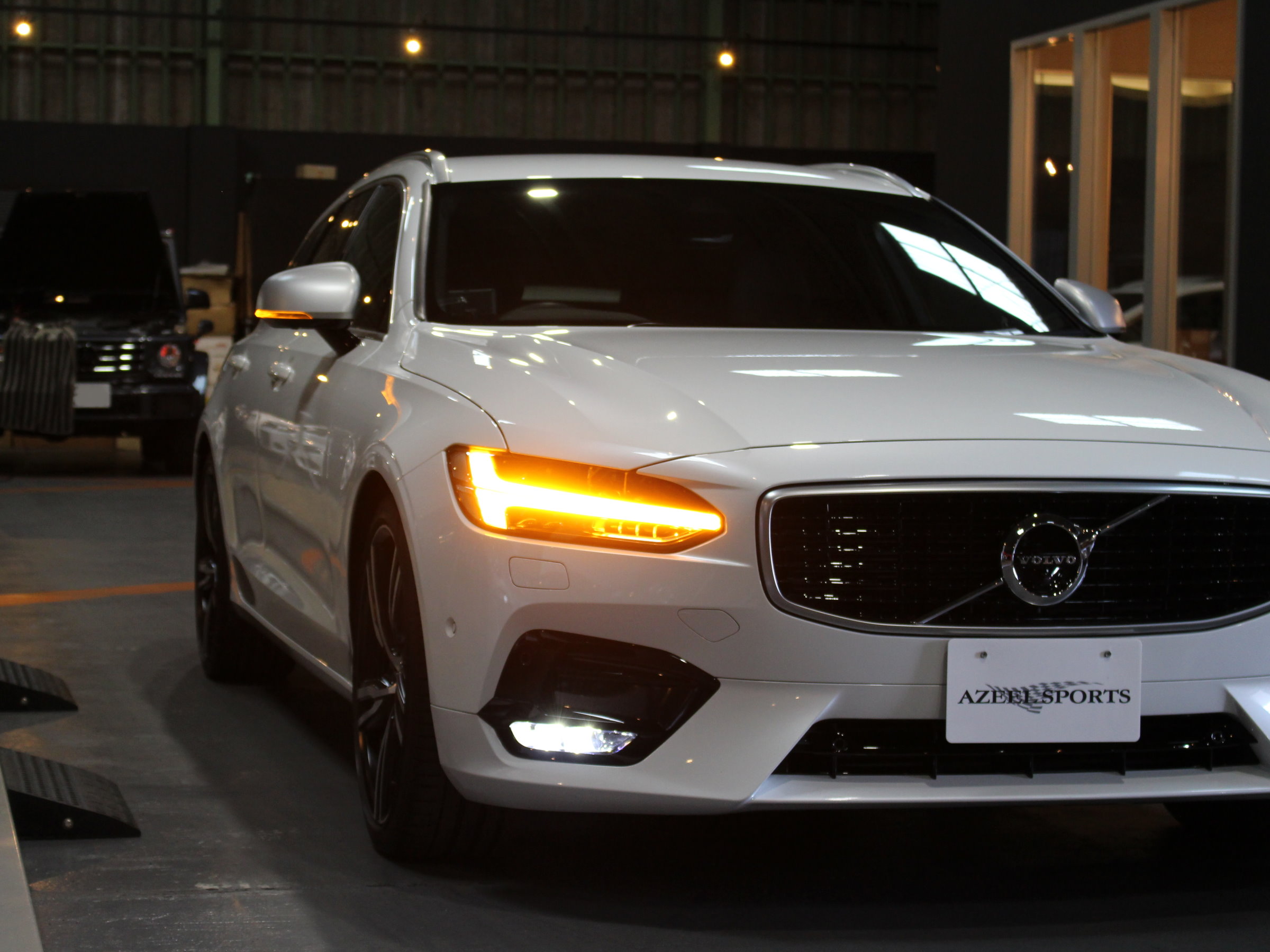 ボルボ　Ｖ９０　Ｔ６　ＡＷＤ　Ｒデザイン　