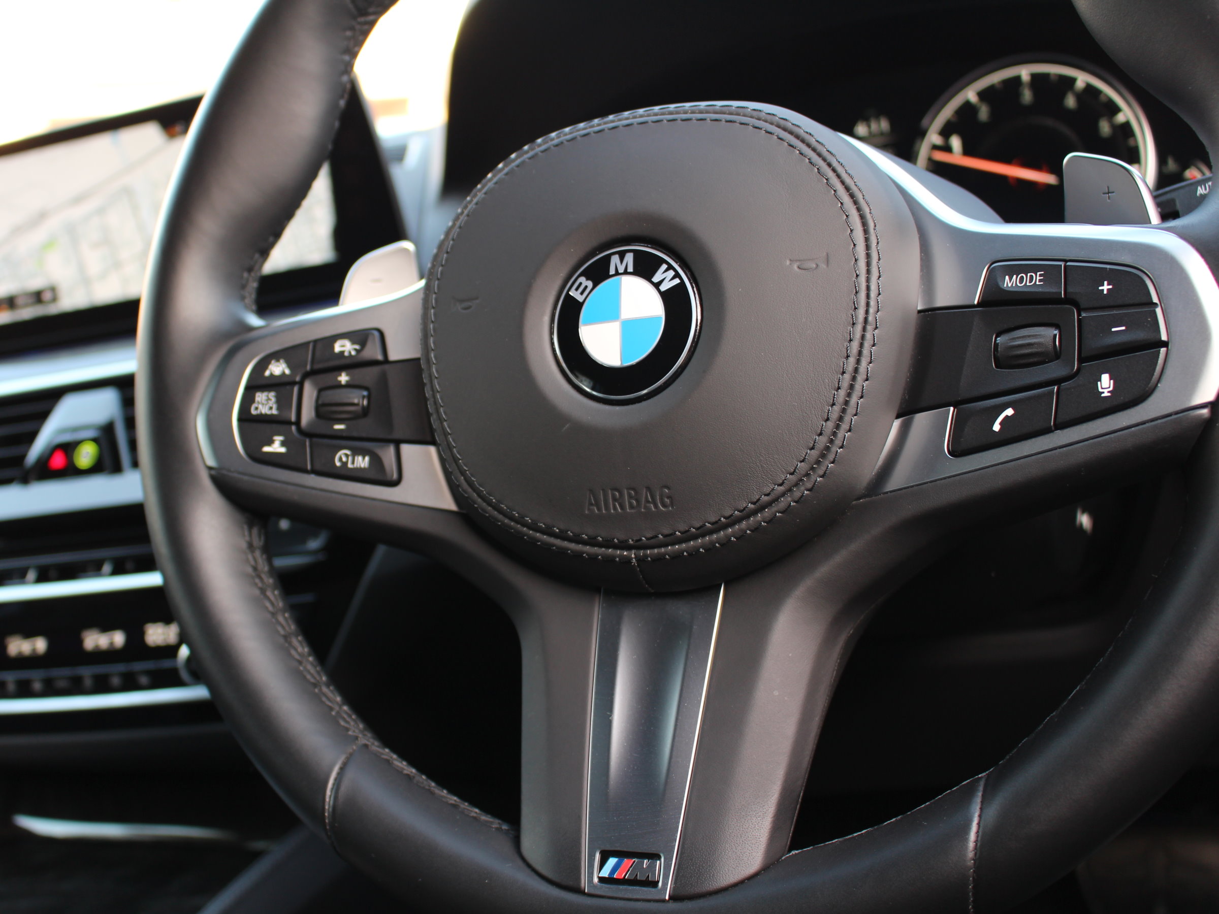 ＢＭＷ　５２３ⅰツーリング　Ｍスポーツ　ハイラインパッケージ