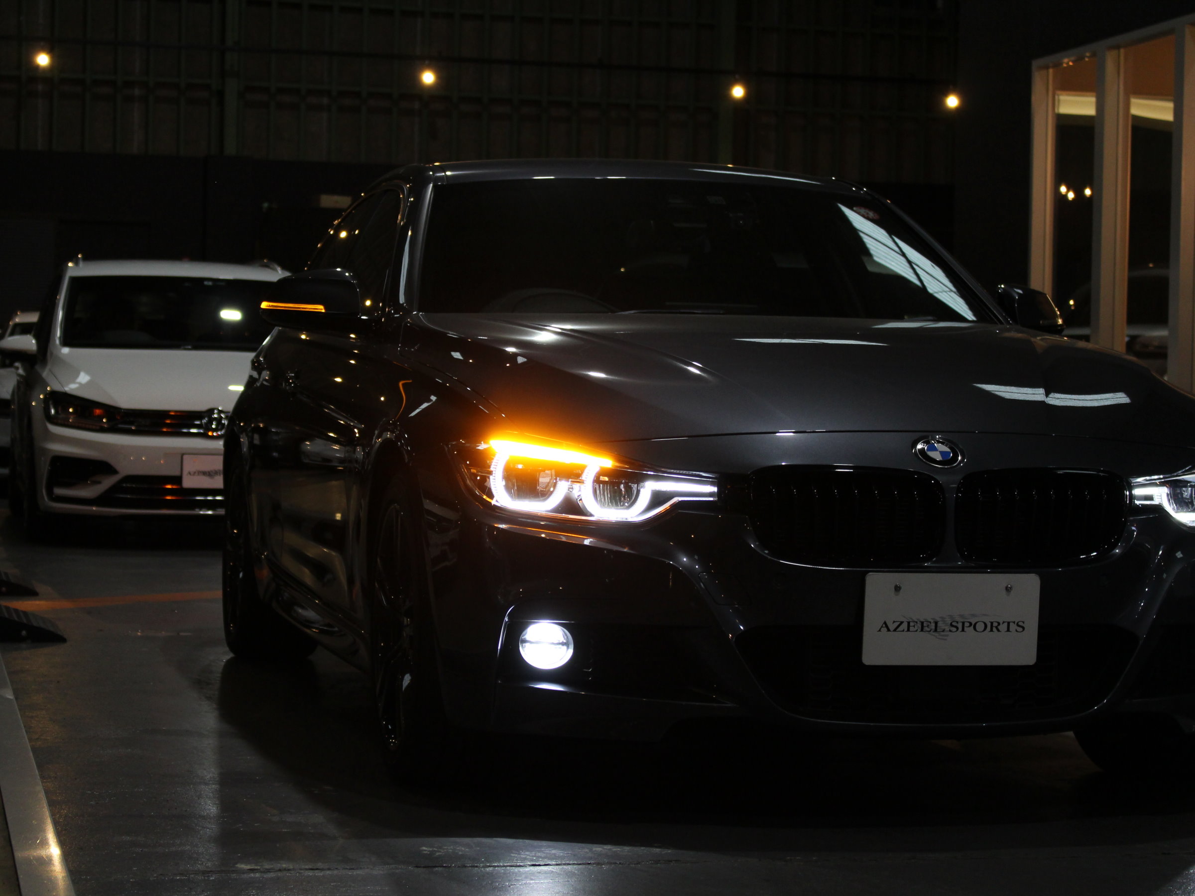 ＢＭＷ　３２０ｄ　Ｍスポーツ　ＬＣＩ