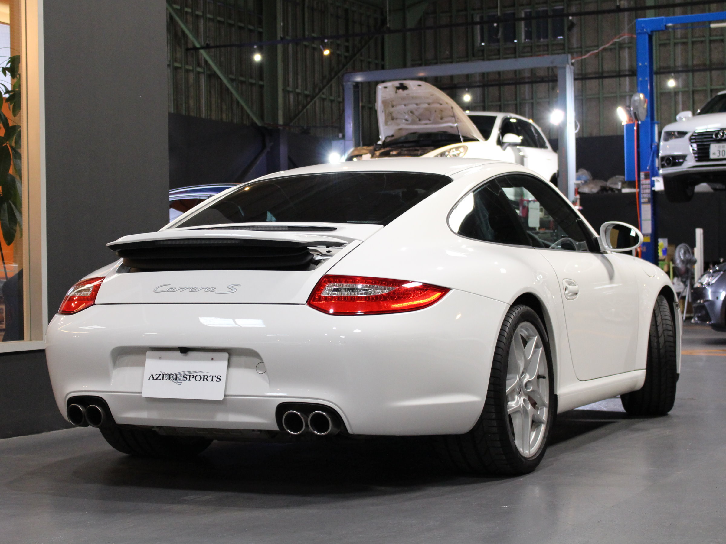 ポルシェ　９１１カレラＳ　スポーツクロノパッケージ　ＰＤＫ　右ハンドル
