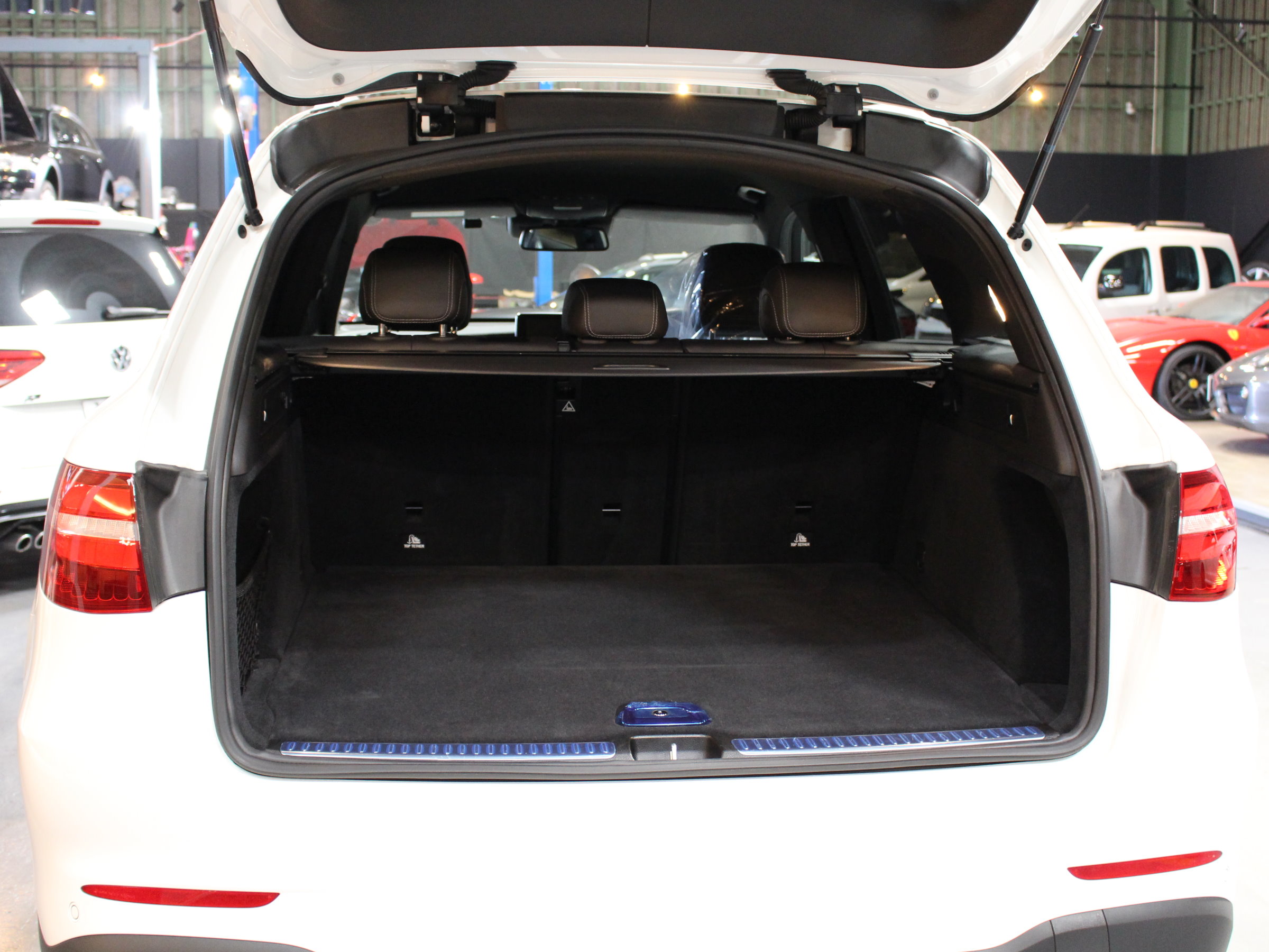 メルセデスベンツ　ＧＬＣ２２０ｄ　４マチック　スポーツ