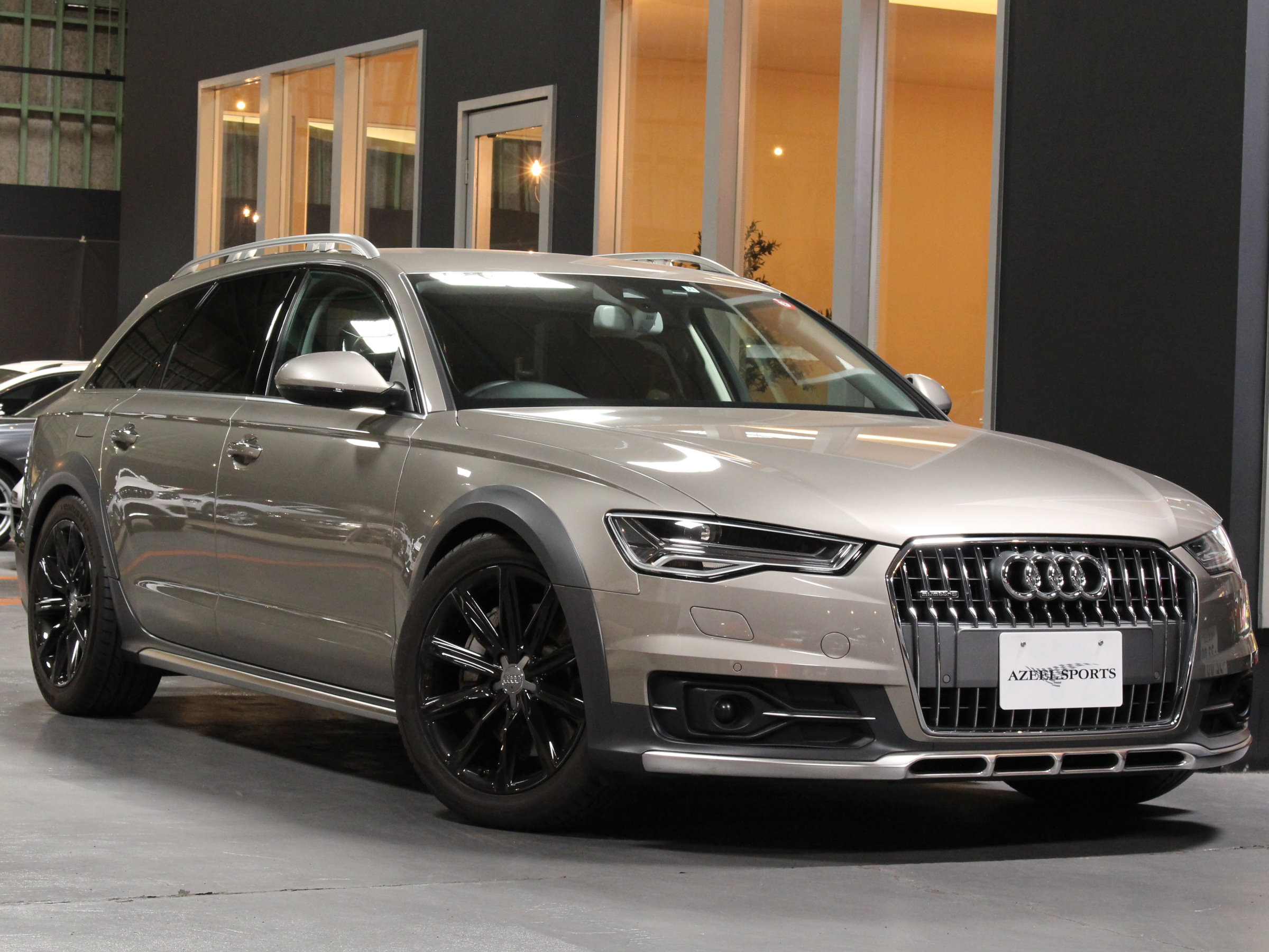 アウディ　Ａ６オールロードクワトロ　３．０ＴＦＳＩ