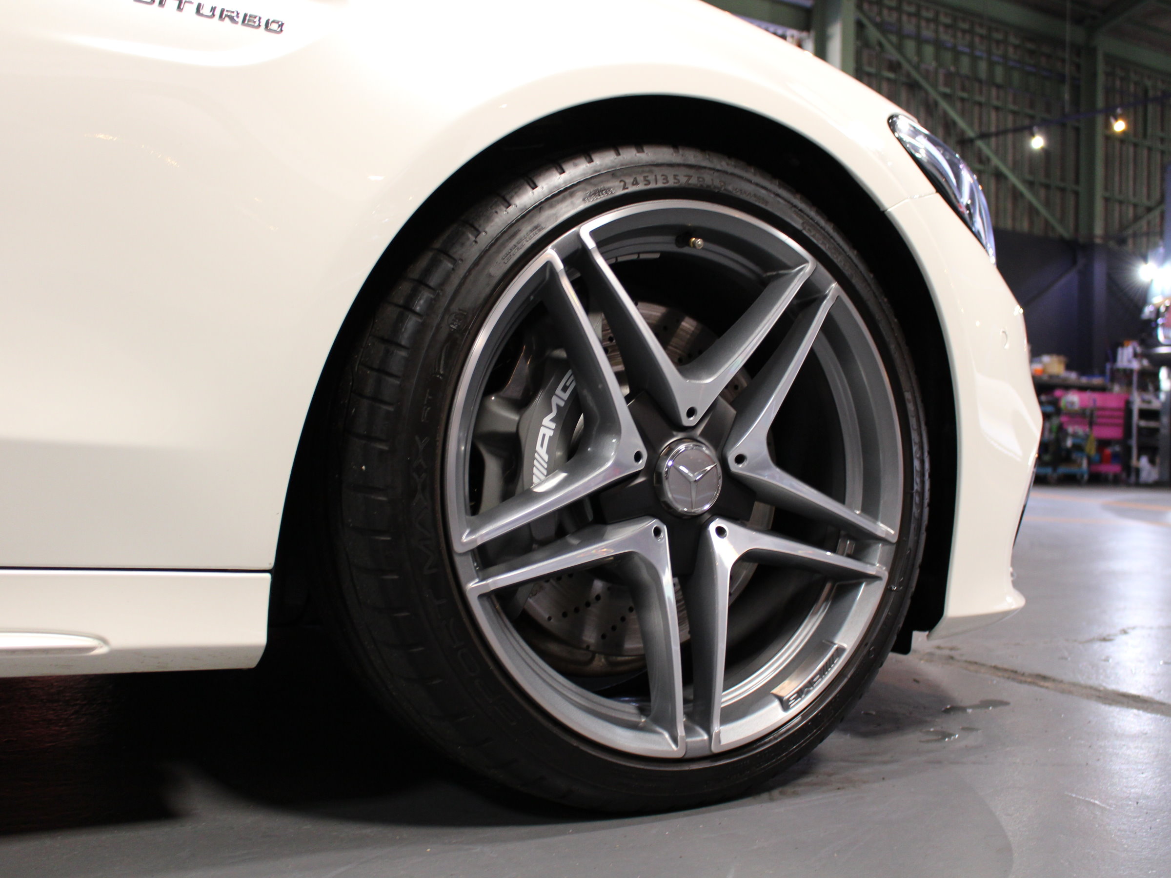 メルセデスＡＭＧ　Ｃ６３ステーションワゴン