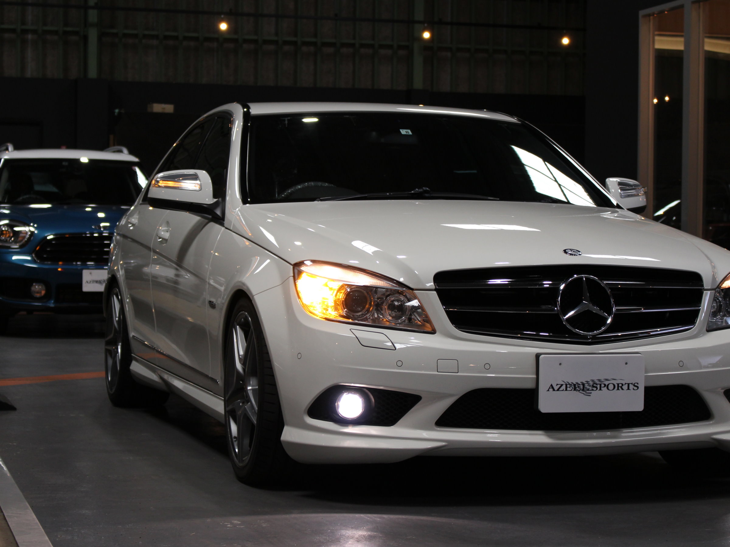 メルセデスベンツ　Ｃ３００アバンギャルドＳ