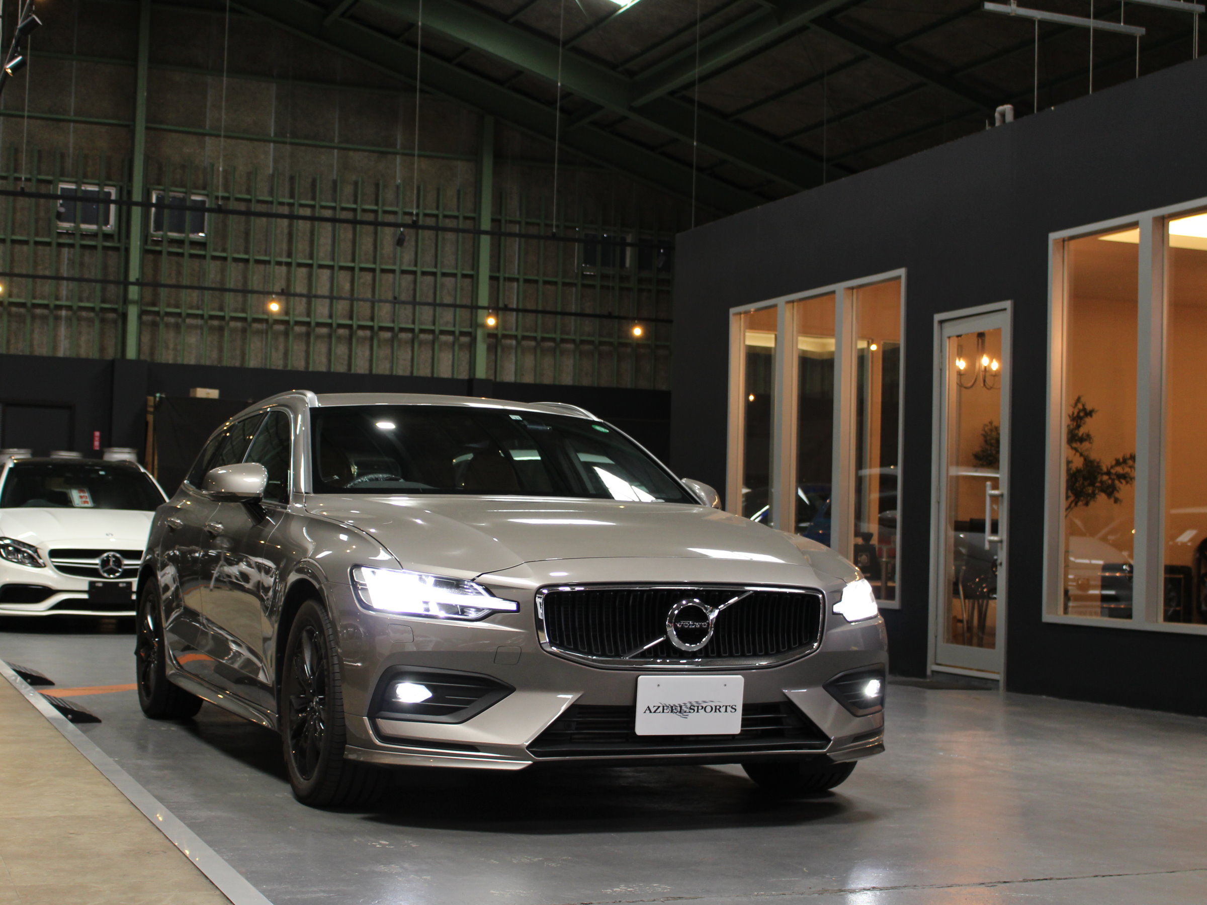 ボルボ　Ｖ６０　Ｔ５モメンタム　エクステリアスタイリングキット　
