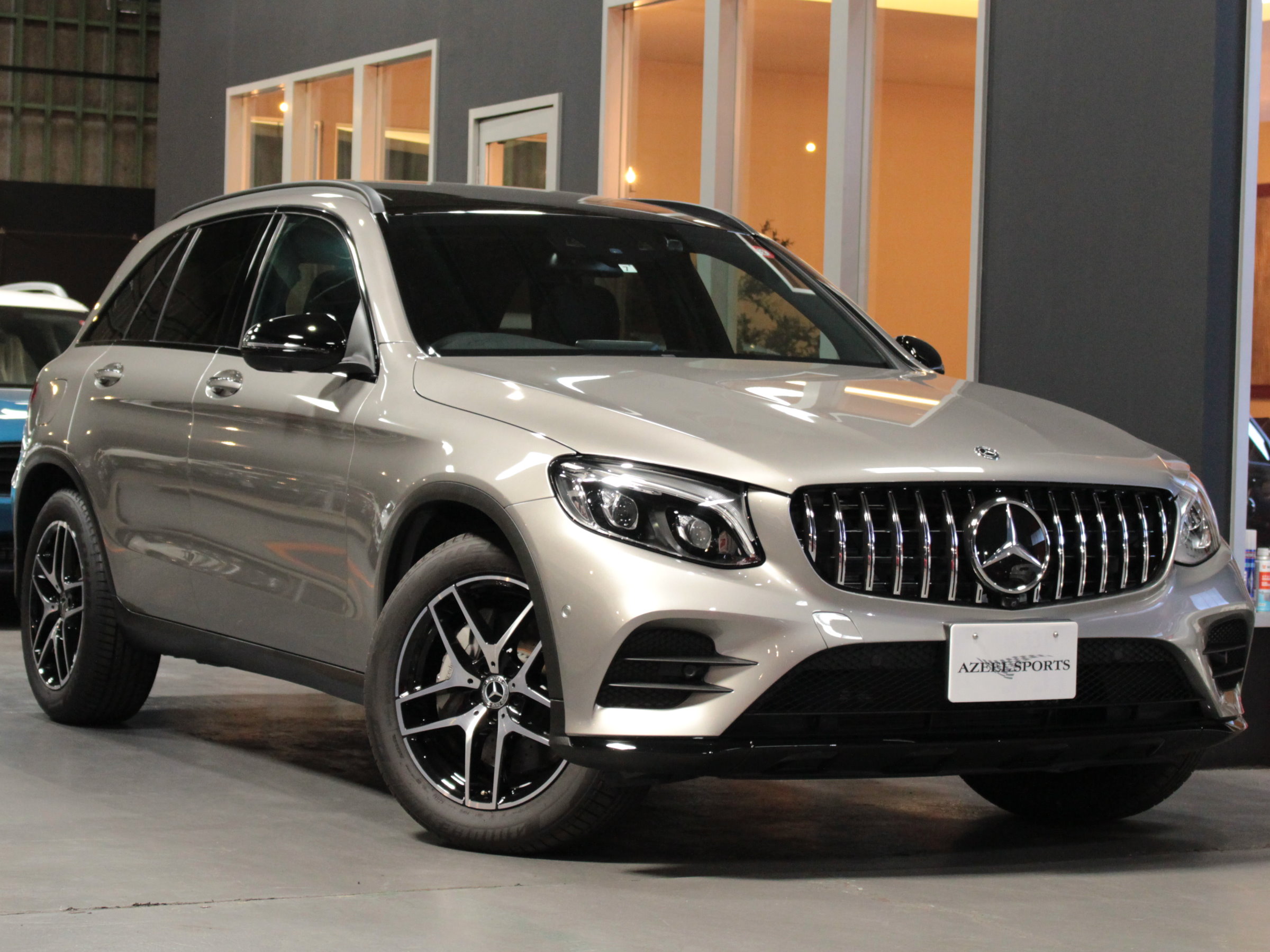 メルセデスベンツ　ＧＬＣ２２０ｄ　４マチック　ローレウスエディション
