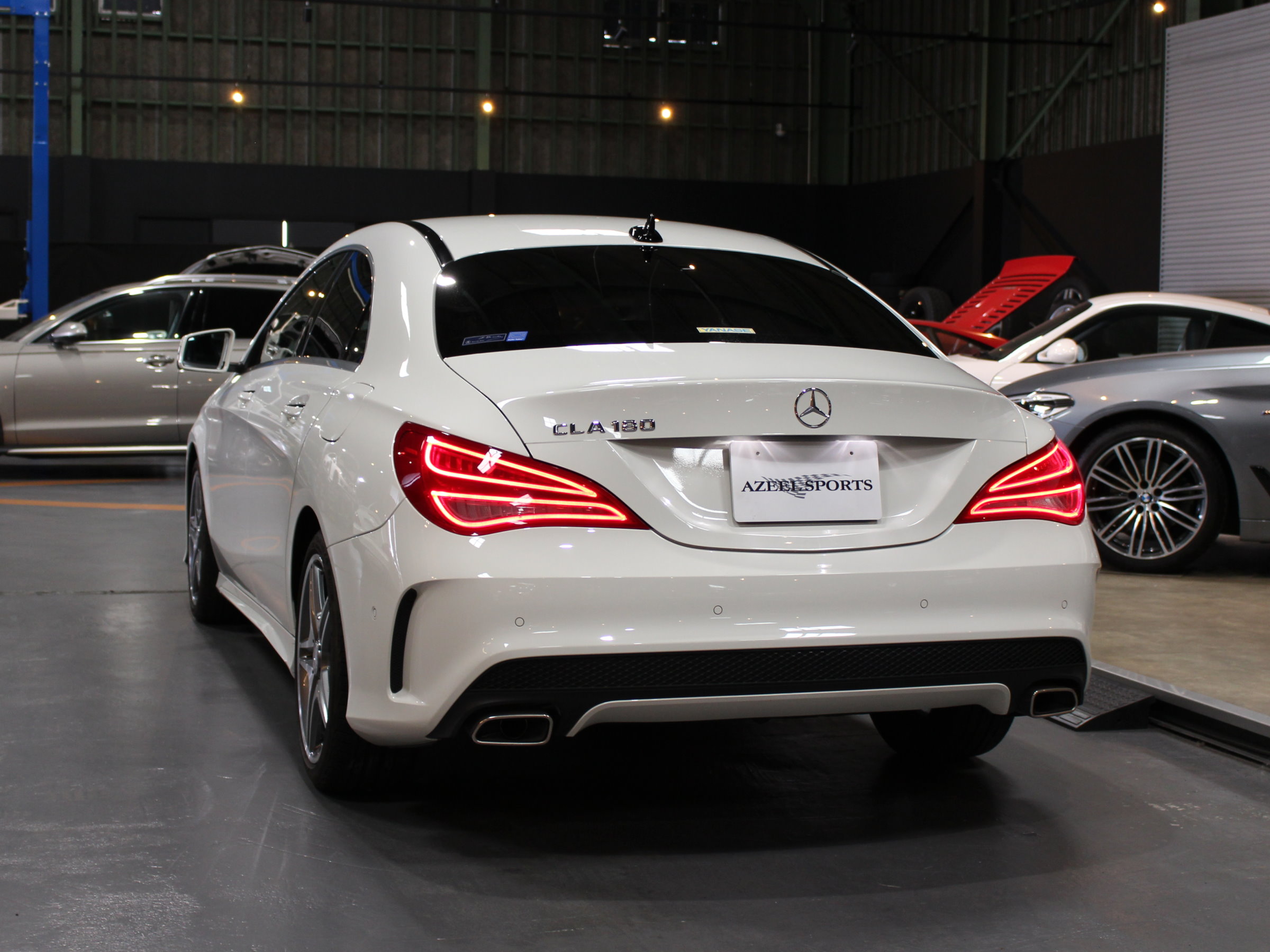 メルセデスベンツ　ＣＬＡ１８０　ＡＭＧライン