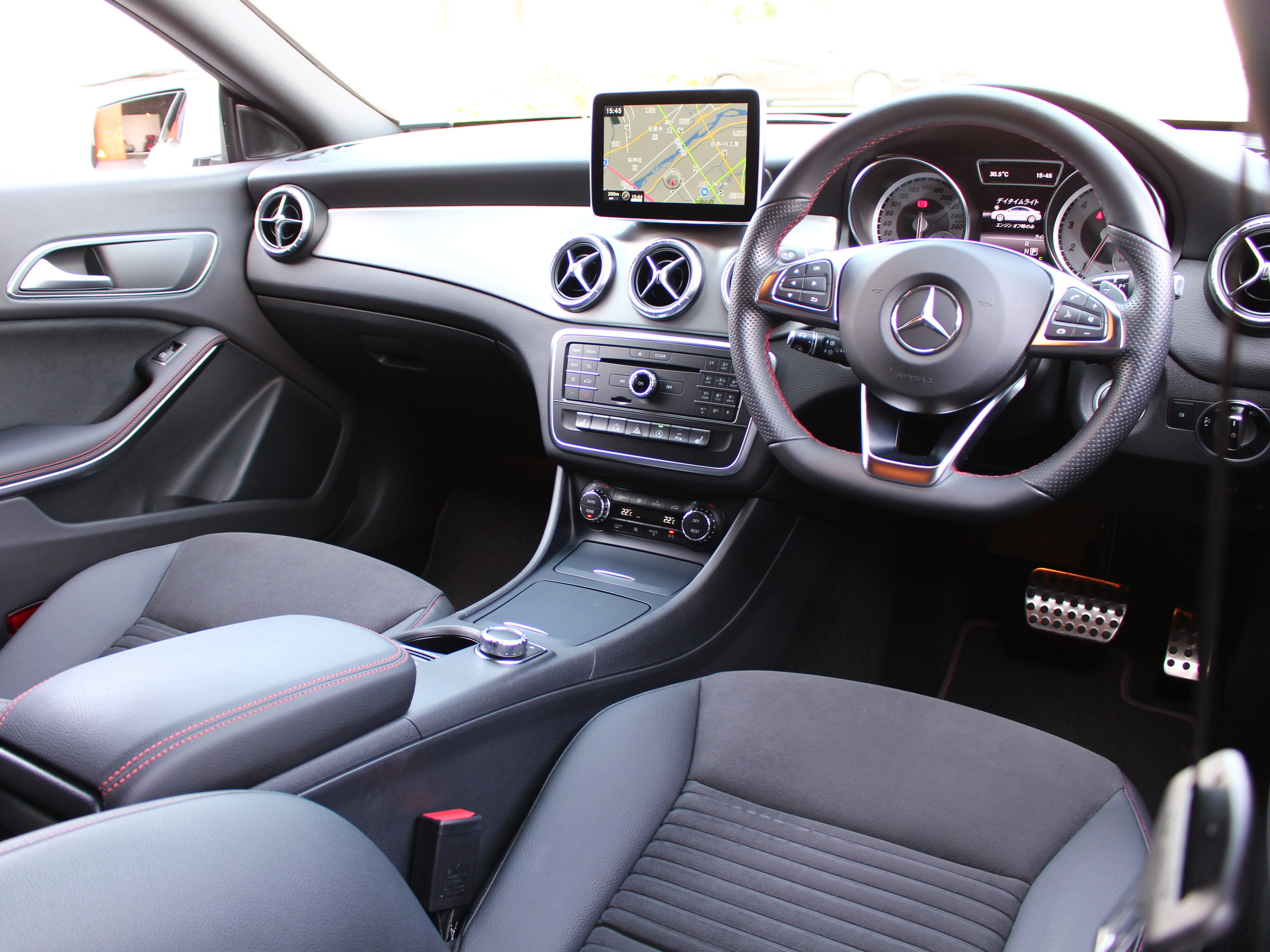 メルセデスベンツ　ＣＬＡ１８０　ＡＭＧライン