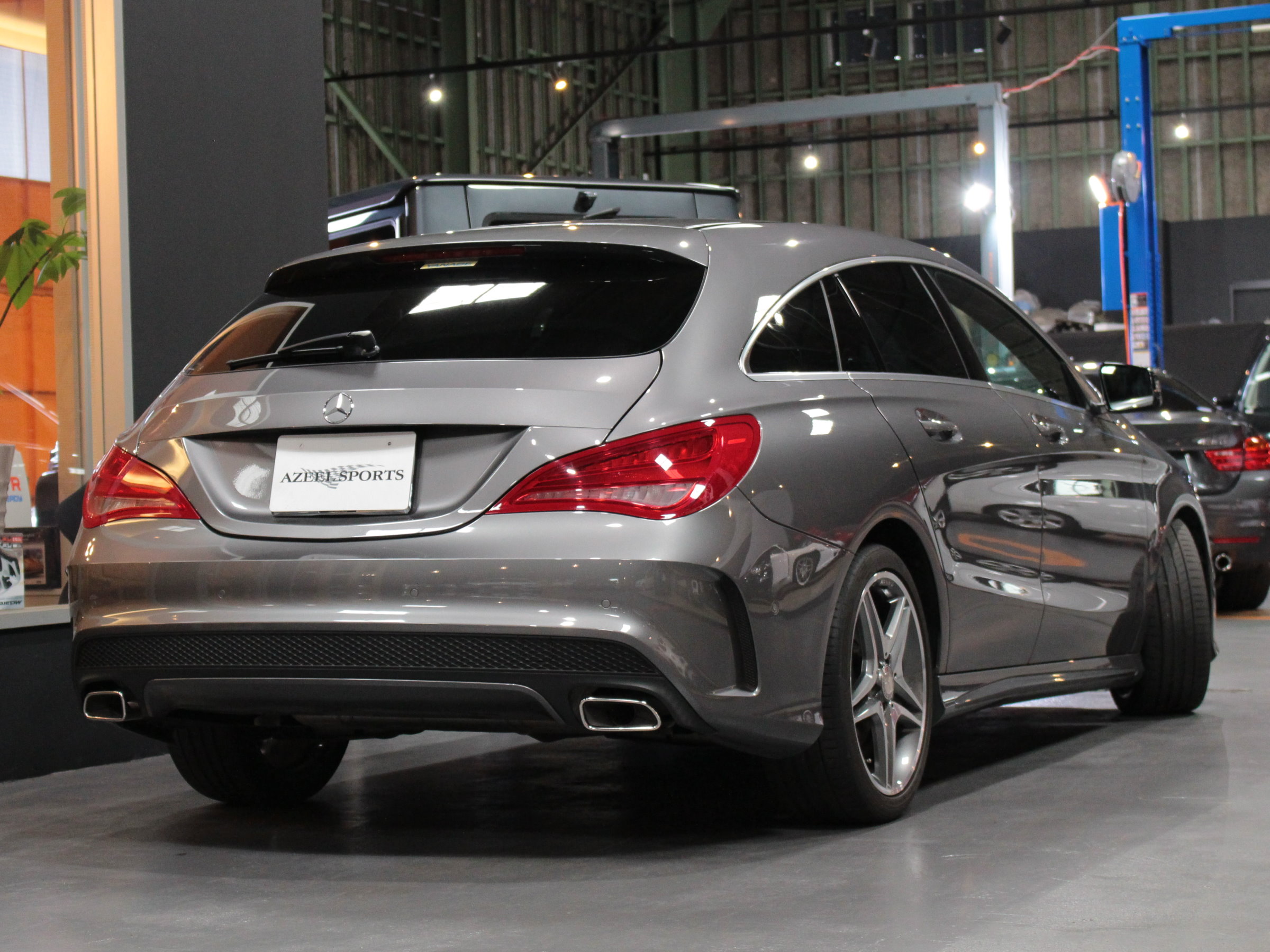 メルセデスベンツ　ＣＬＡ１８０シューティングブレーク　スポーツ