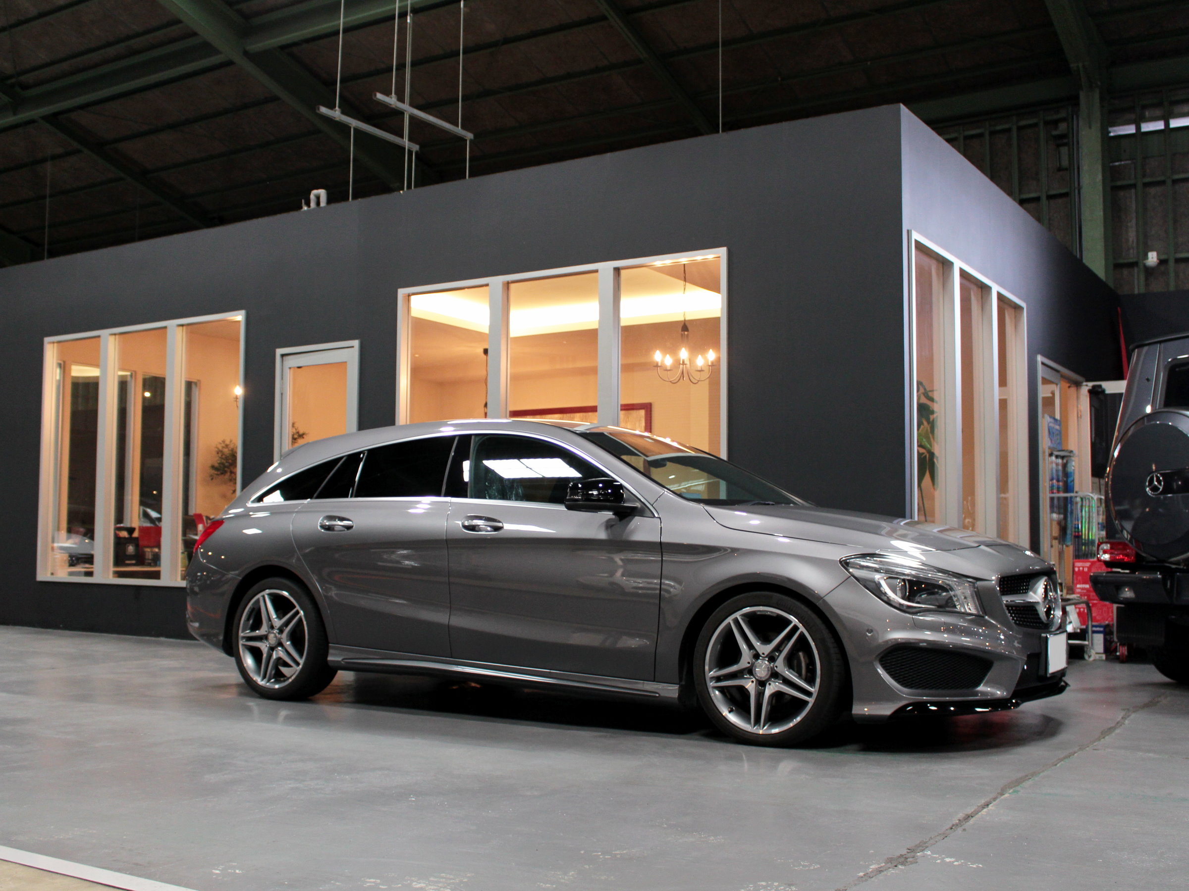 メルセデスベンツ　ＣＬＡ１８０シューティングブレーク　スポーツ