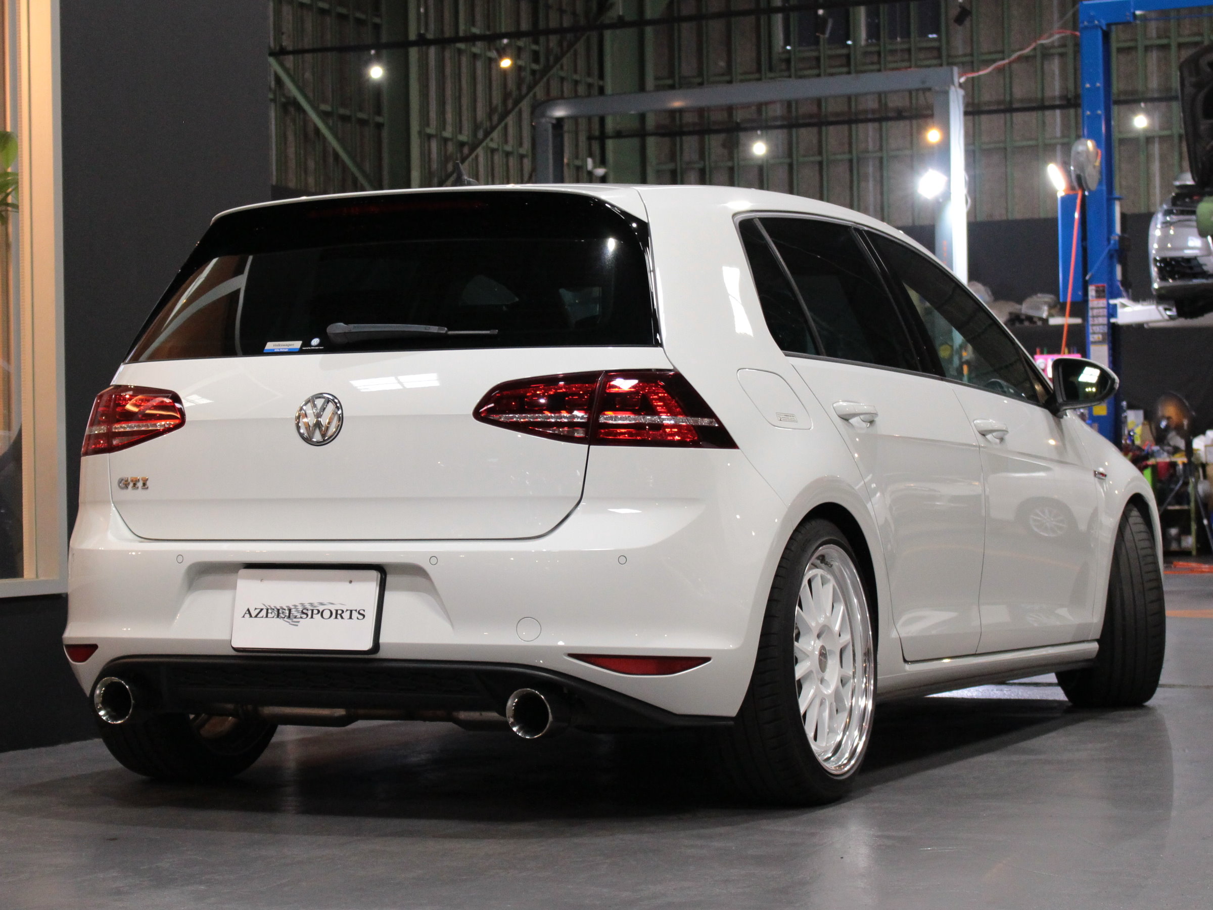 フォルクスワーゲン　ゴルフＧＴＩ　ＤＣＣパッケージ