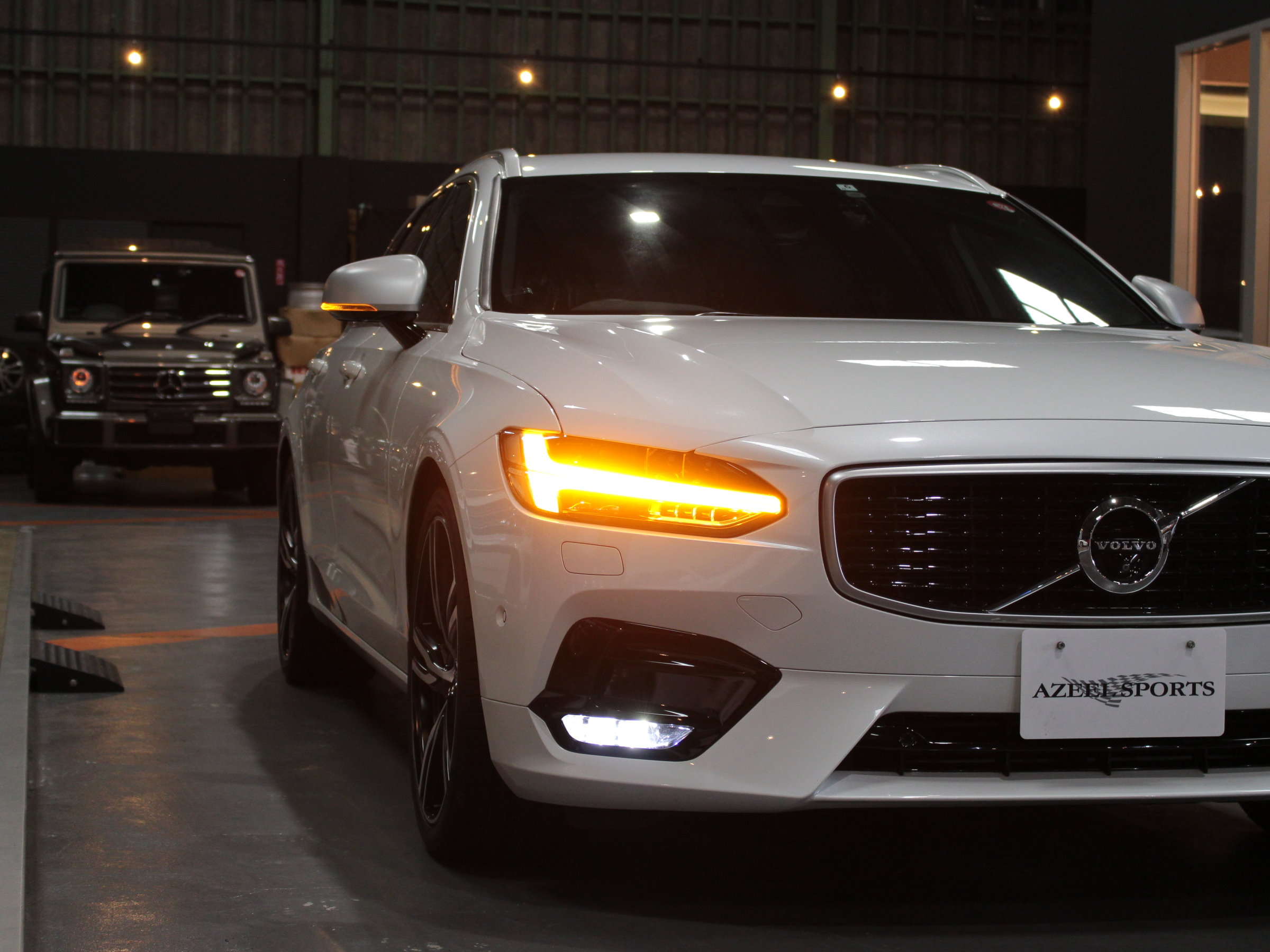 ボルボ　Ｖ９０　Ｔ６　ＡＷＤ　Ｒデザイン　ポールスター付