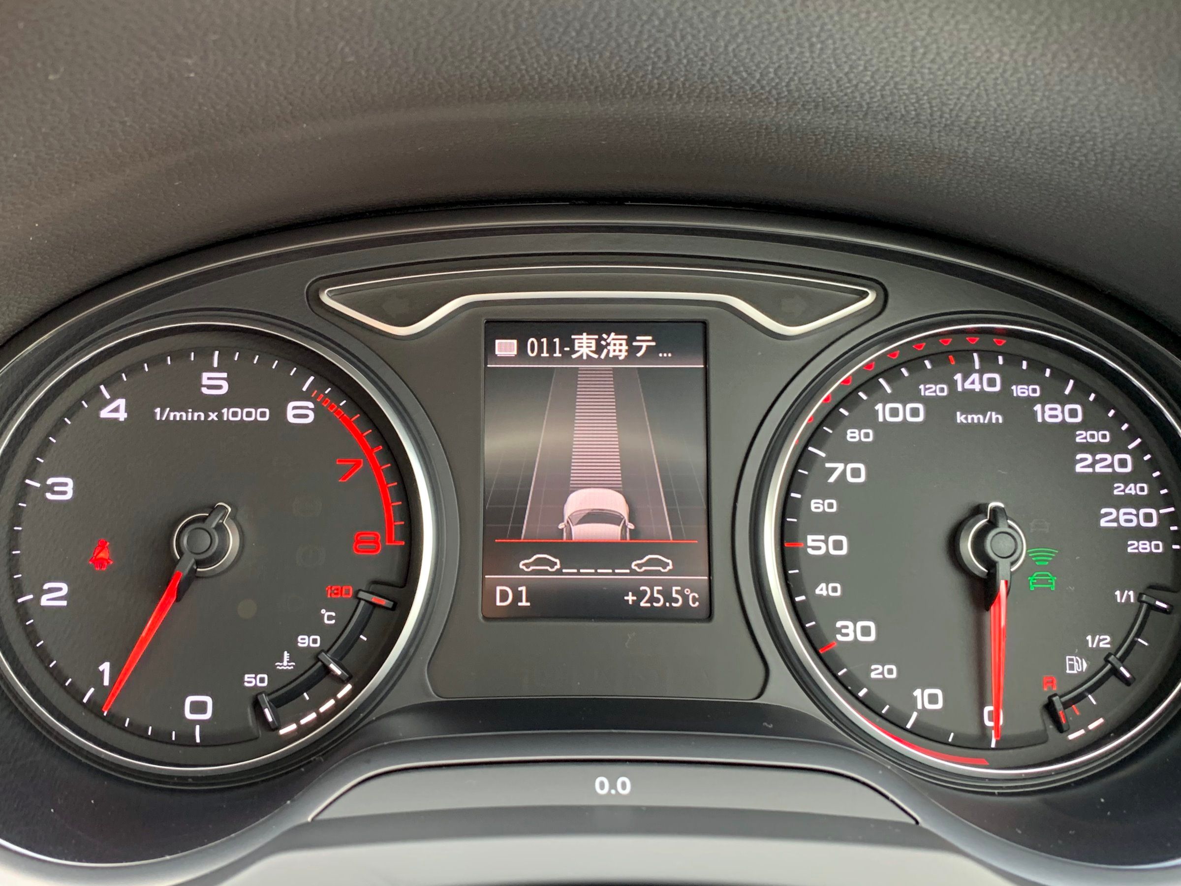 アウディ　Ａ３　１．４ＴＦＳＩ　ＣＯＤ（シリンダーオンデマンド）