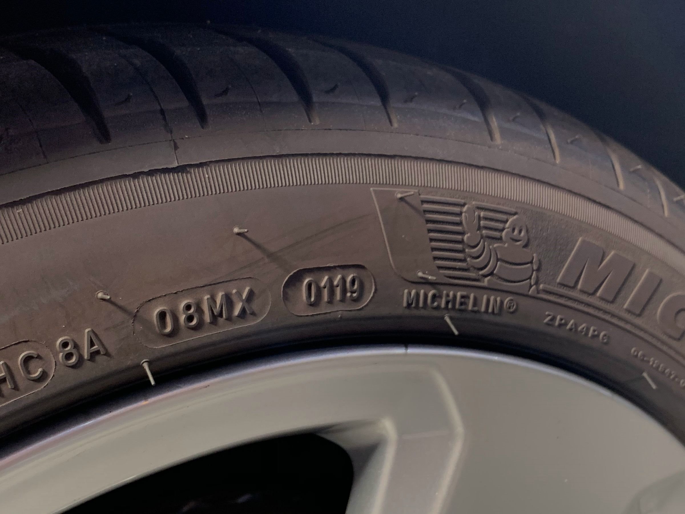 アウディ　Ａ３　１．４ＴＦＳＩ　ＣＯＤ（シリンダーオンデマンド）