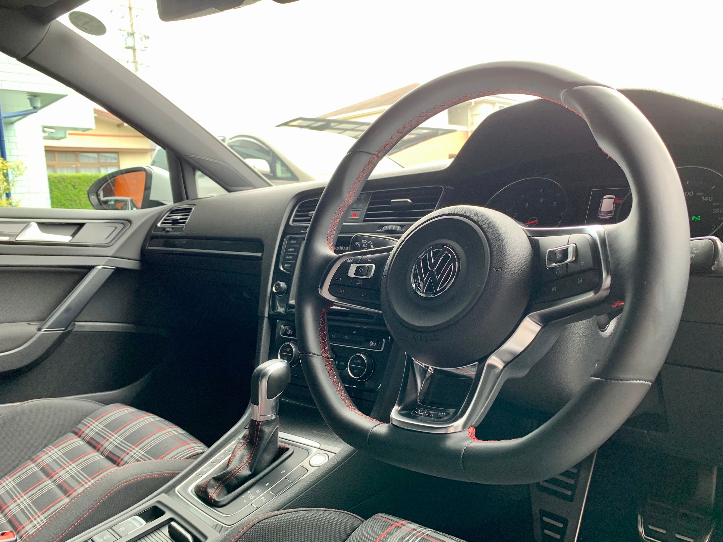 フォルクスワーゲン　ゴルフＧＴＩ　ＤＣＣパッケージ