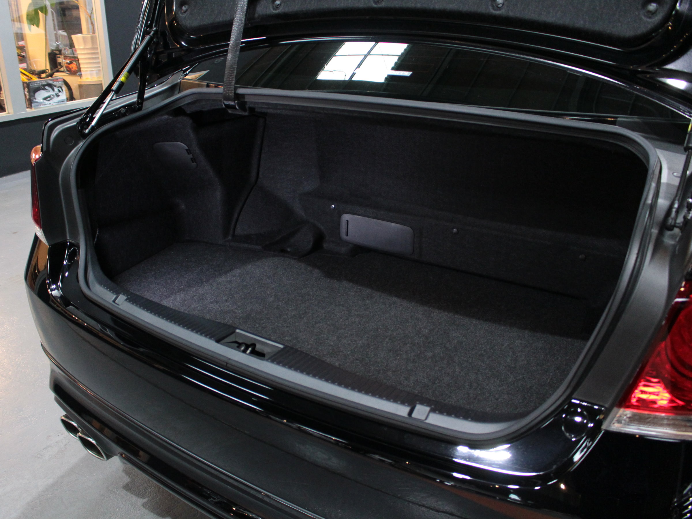 クラウンハイブリッド　アスリートＳ　２．５