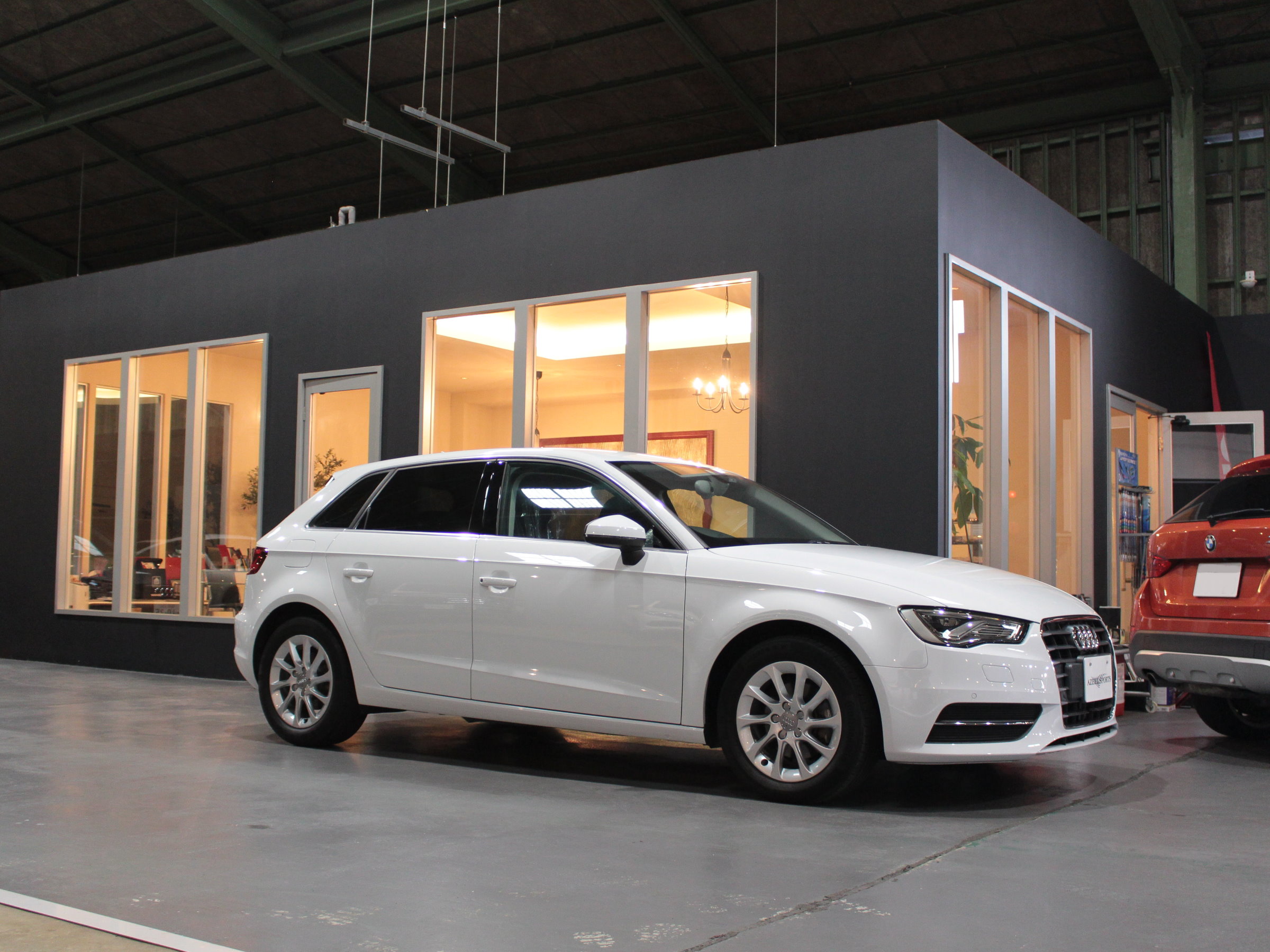 アウディ　Ａ３スポーツバック　１．４ＴＦＳＩ　