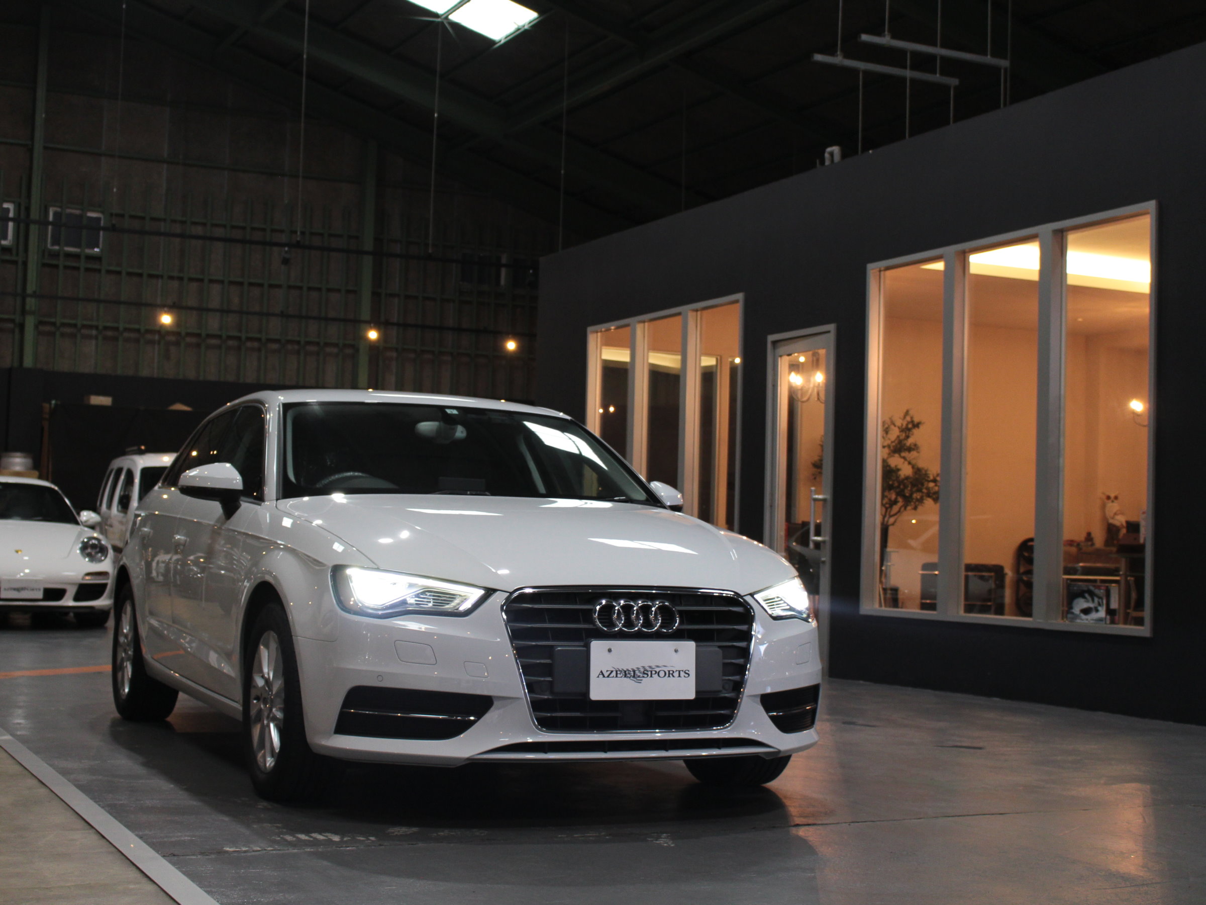 アウディ　Ａ３スポーツバック　１．４ＴＦＳＩ　