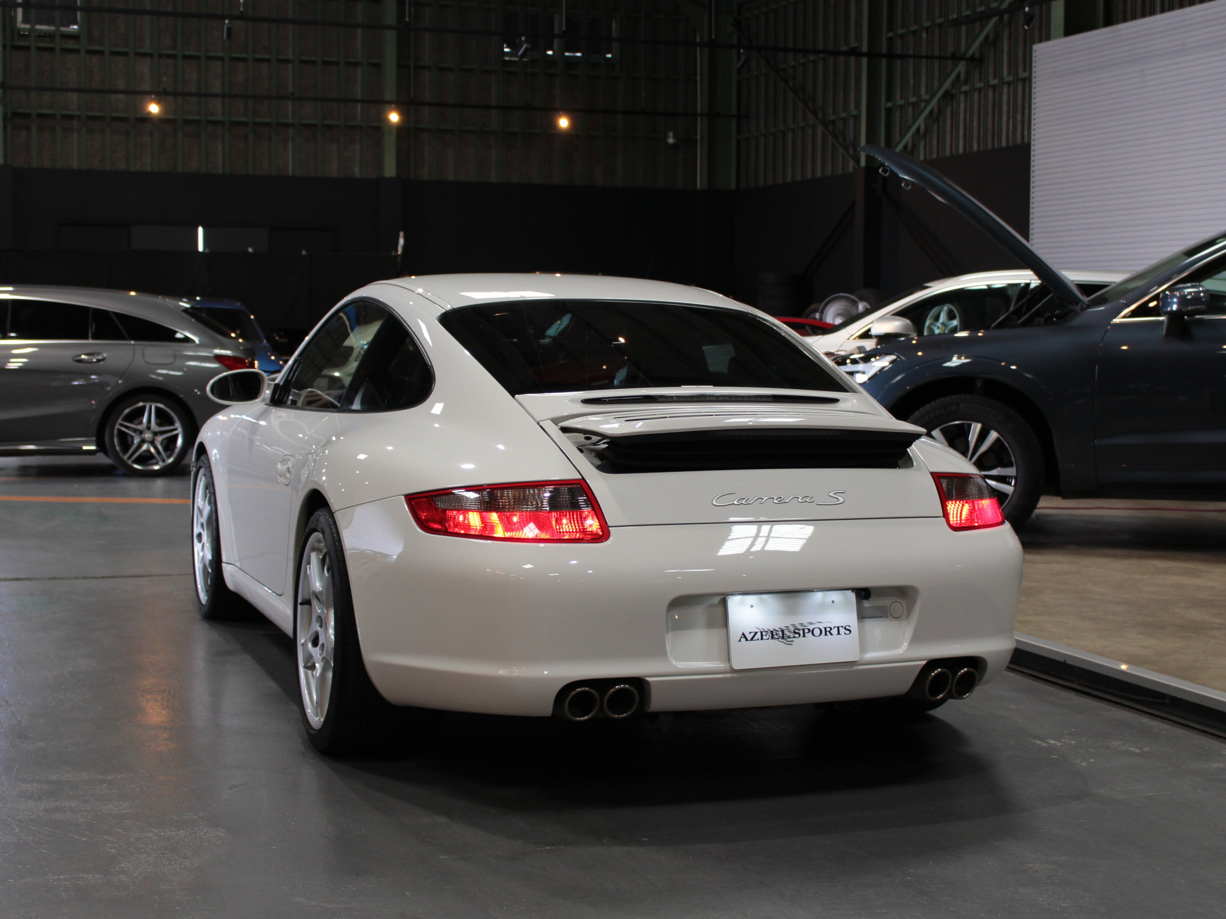 ポルシェ　９１１カレラＳ（タイプ９９７）　ティプトロニックＳ