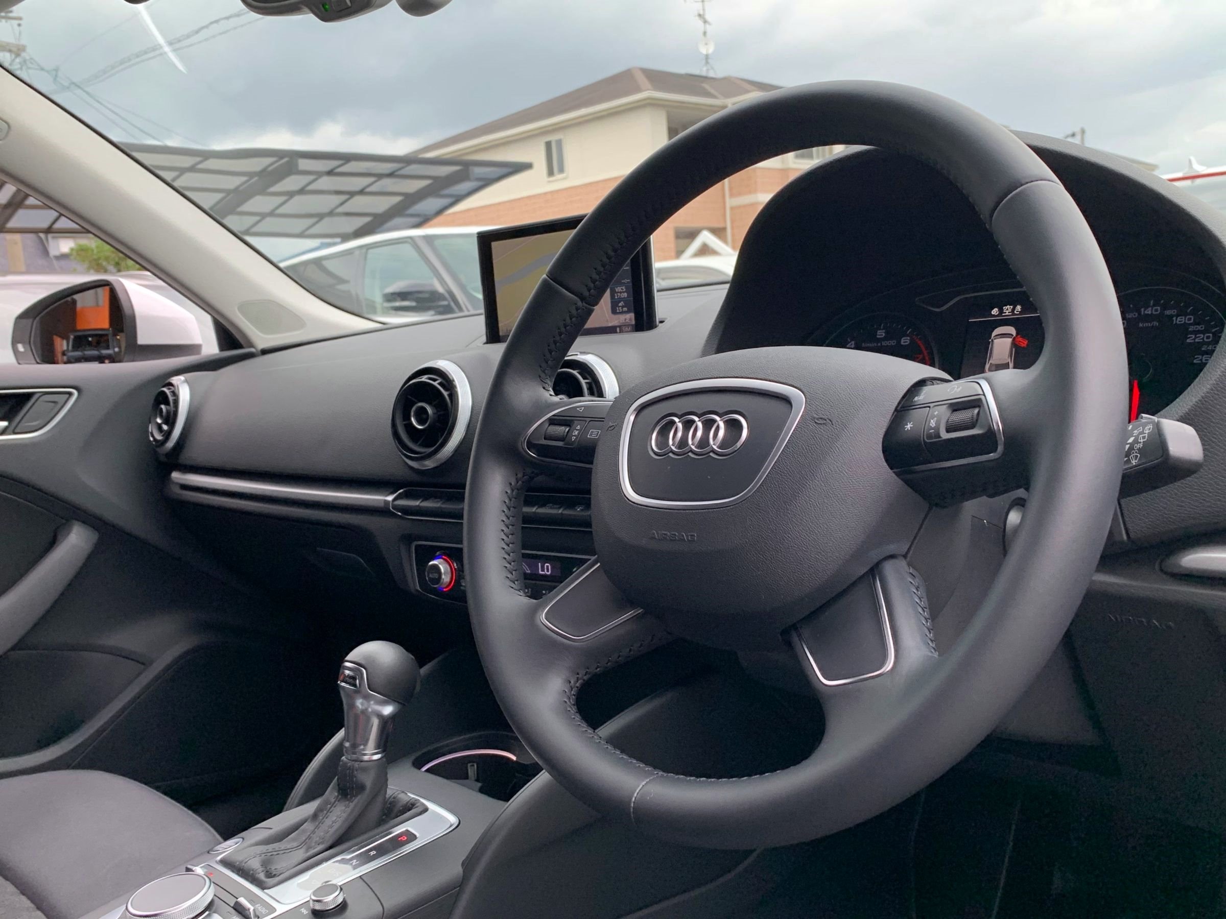 アウディ　Ａ３スポーツバック　１．４ＴＦＳＩ　