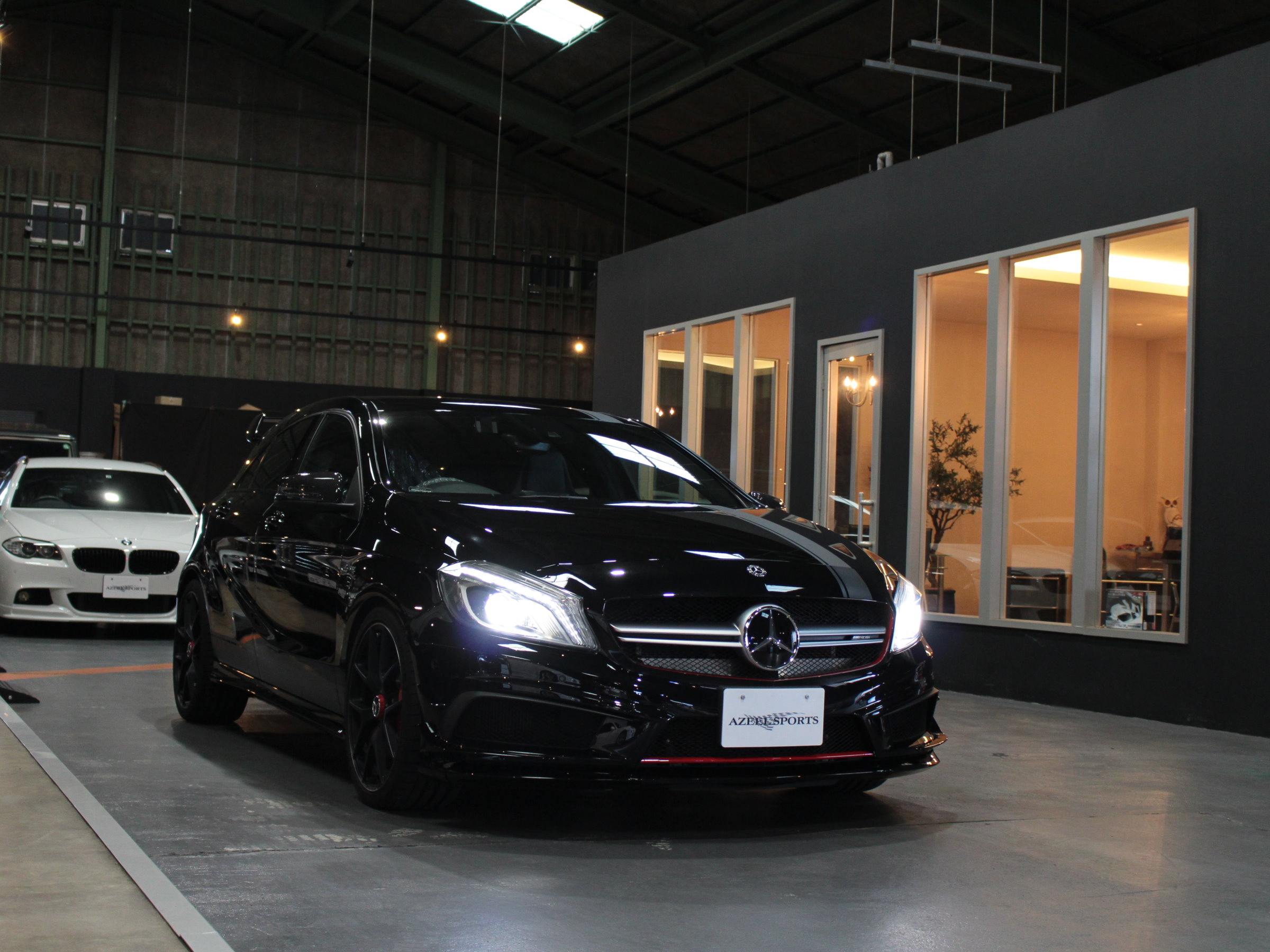 メルセデスベンツ　A　４５　AMG　４マチック　エディション１