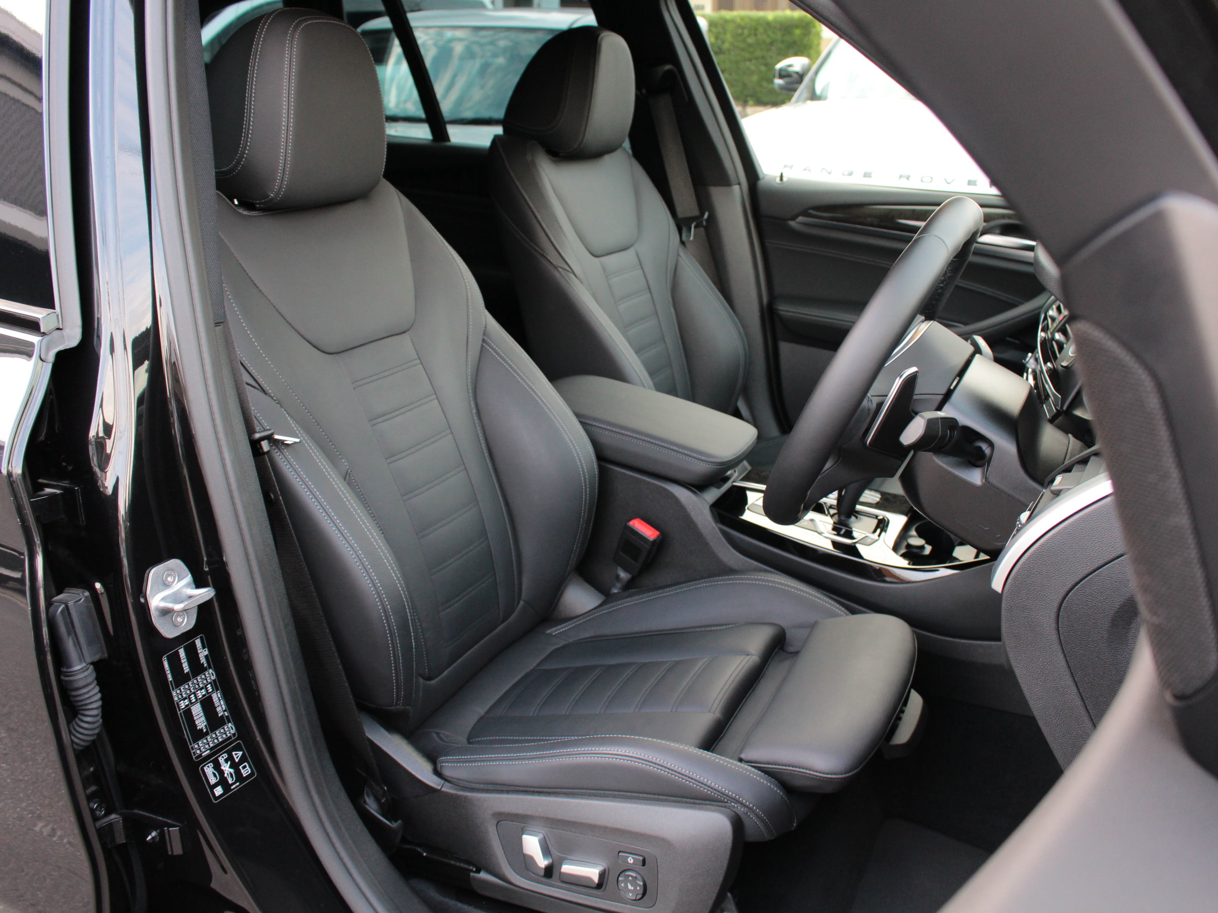 BMW　Ｘ３　ｘＤｒｉｖｅ　２０ｄ　Ｍスポーツ
