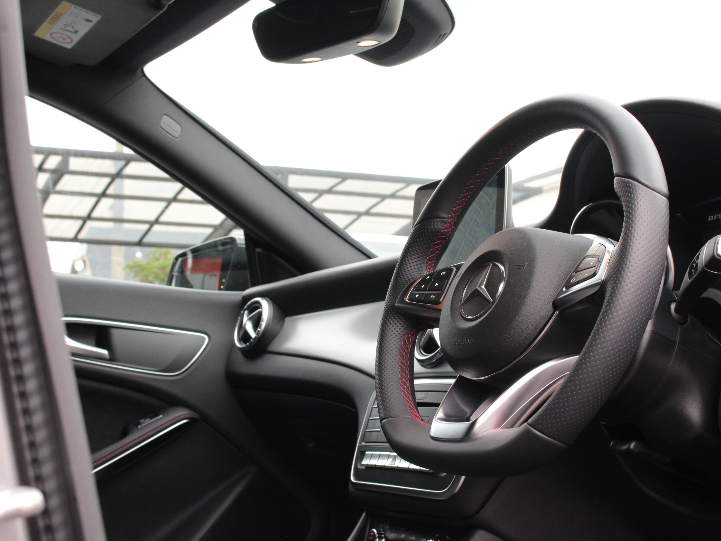 メルセデスベンツ　ＣＬＡ　１８０ＡＭＧスタイル　