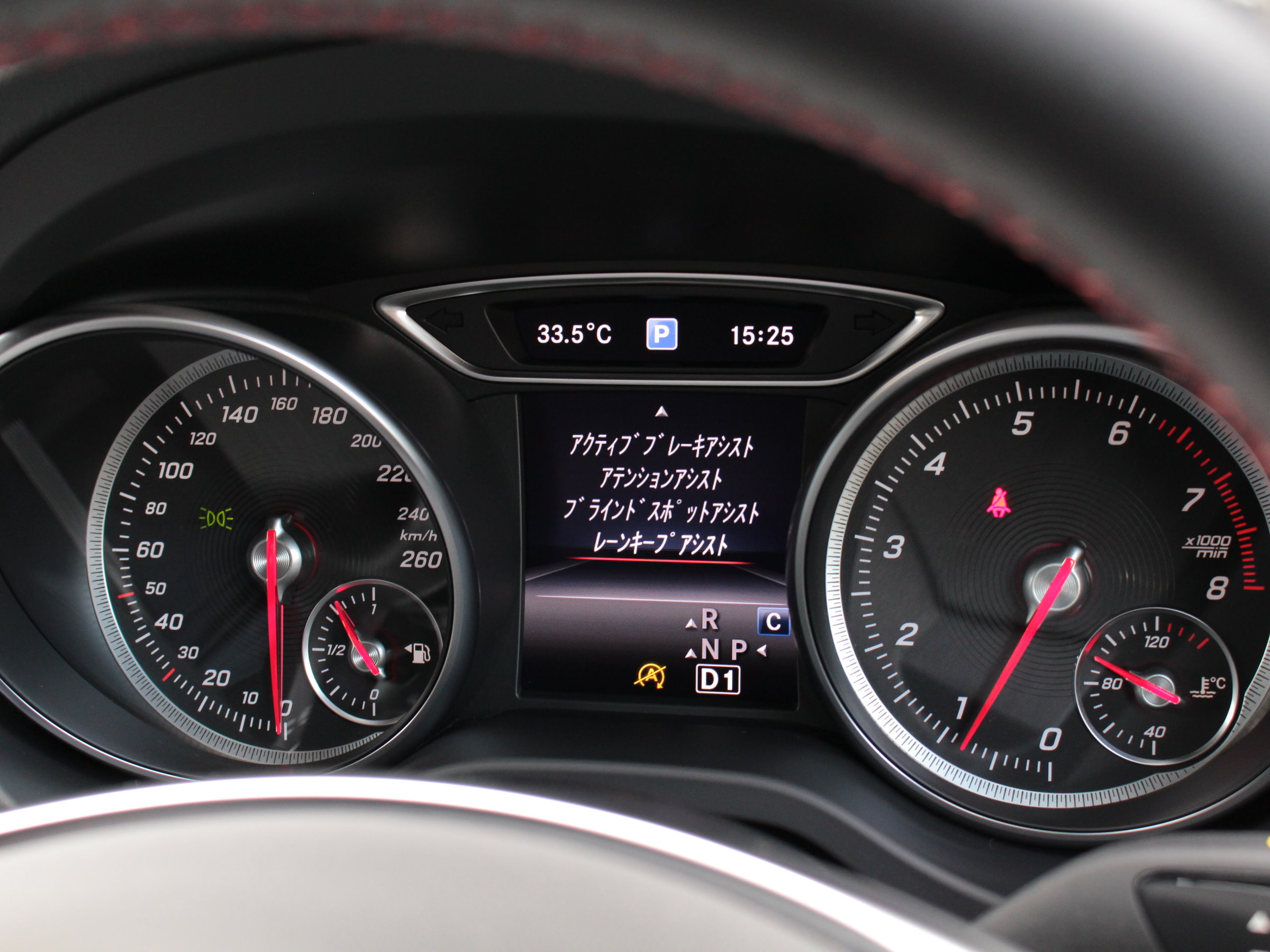 メルセデスベンツ　ＣＬＡ　１８０ＡＭＧスタイル　