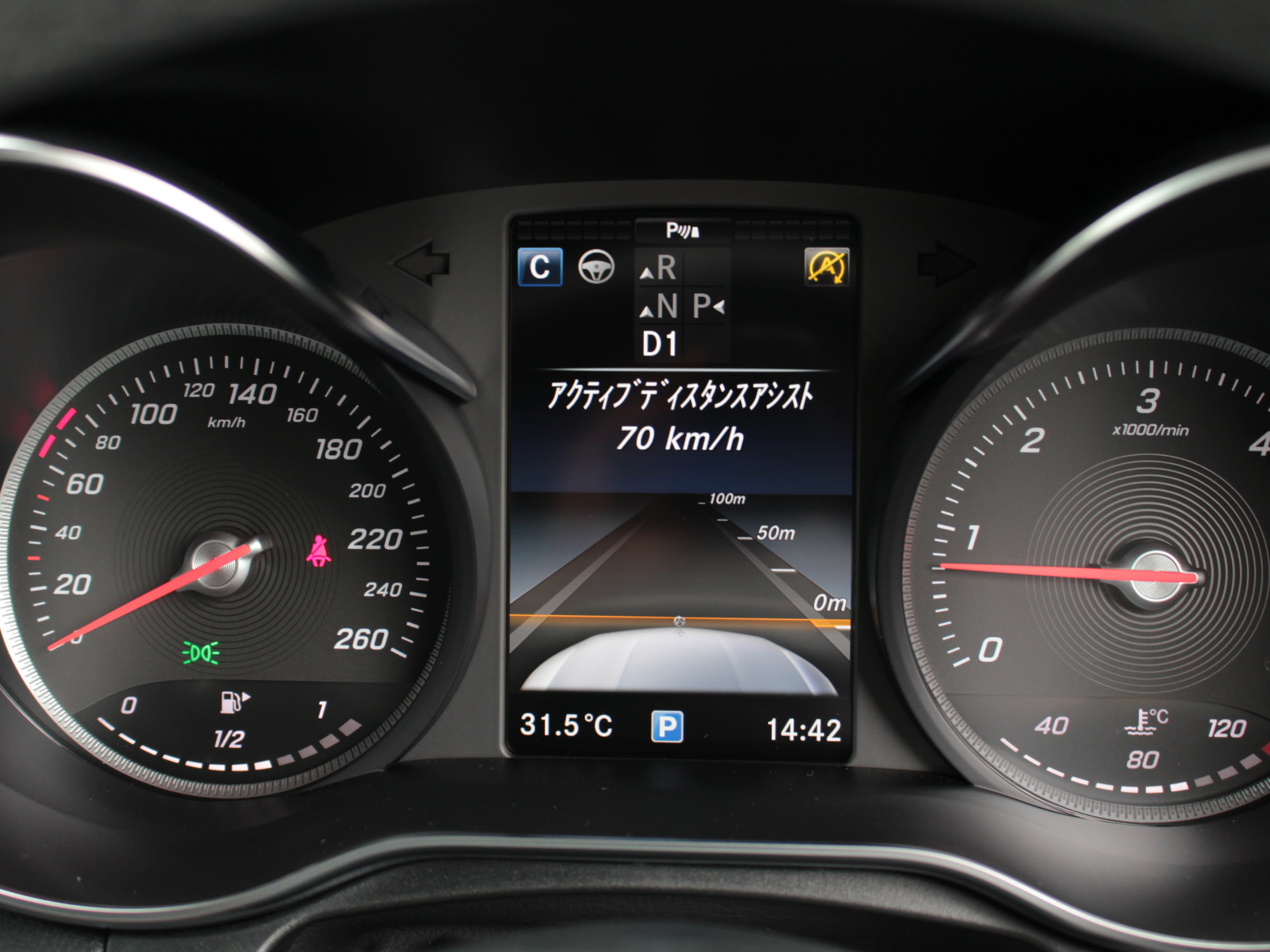 メルセデスベンツ　ＧＬＣ２２０ｄ　４マチック　ローレウスエディション