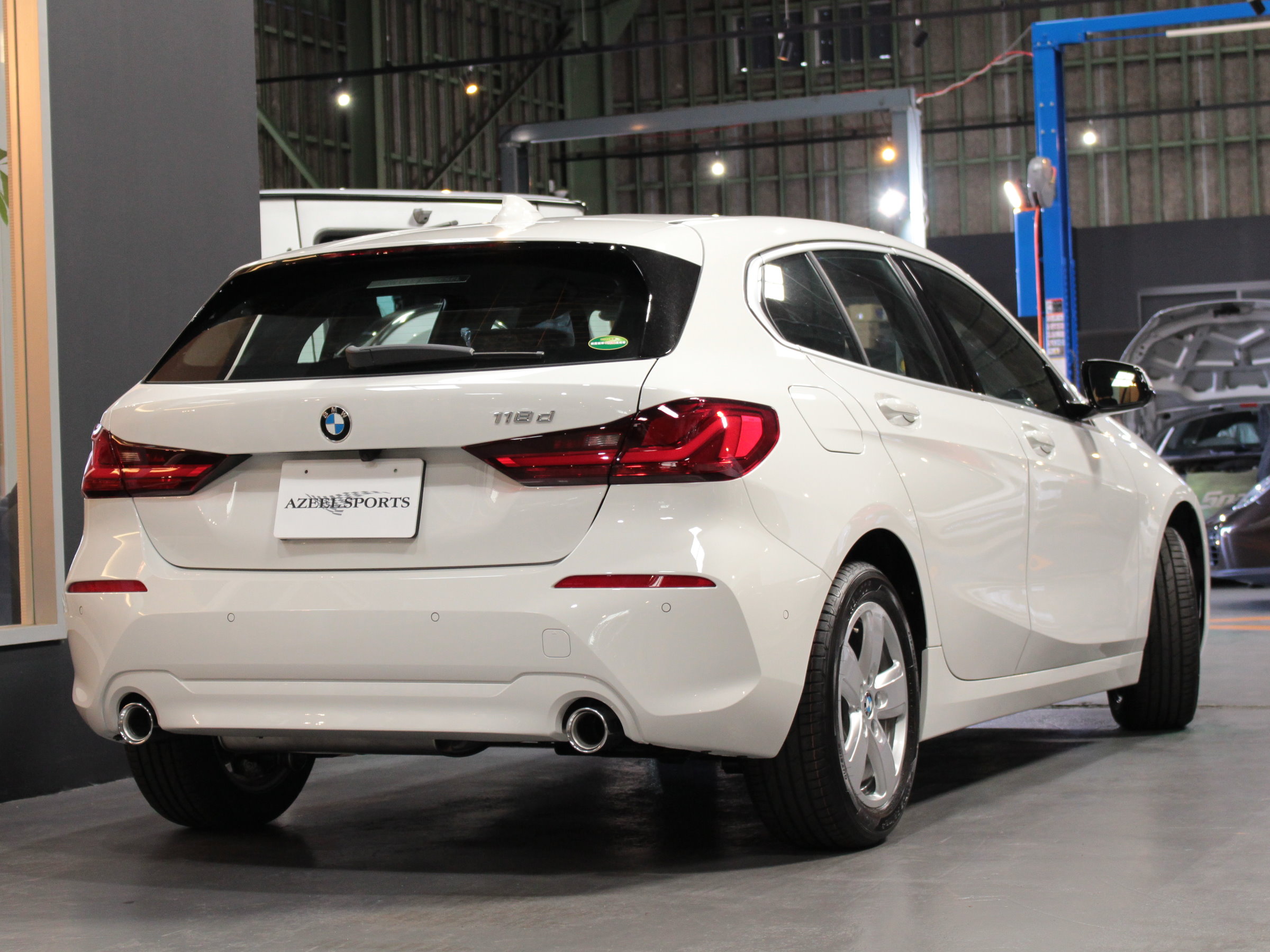 ＢＭＷ　１１８d　プレイ