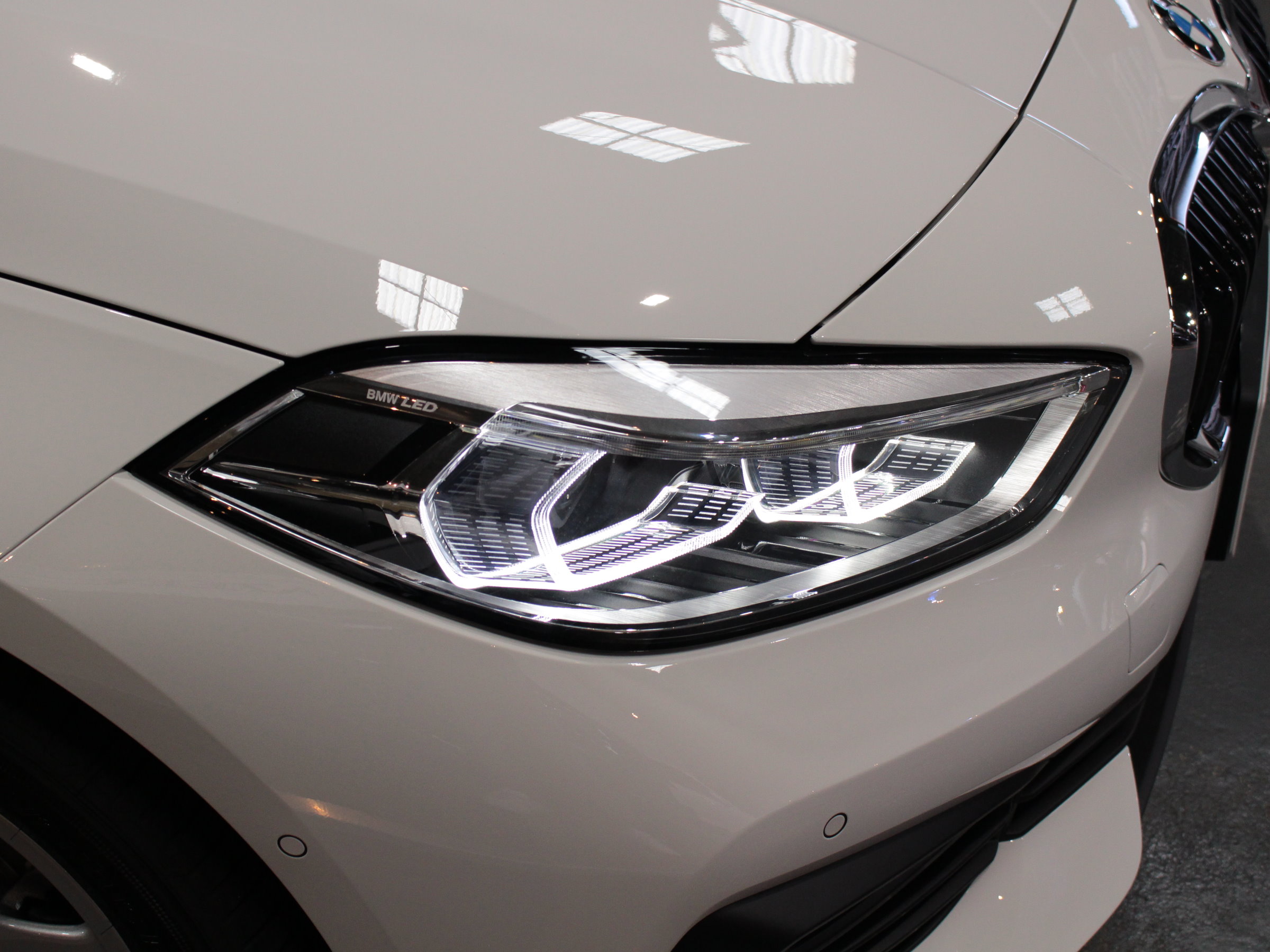 ＢＭＷ　１１８d　プレイ