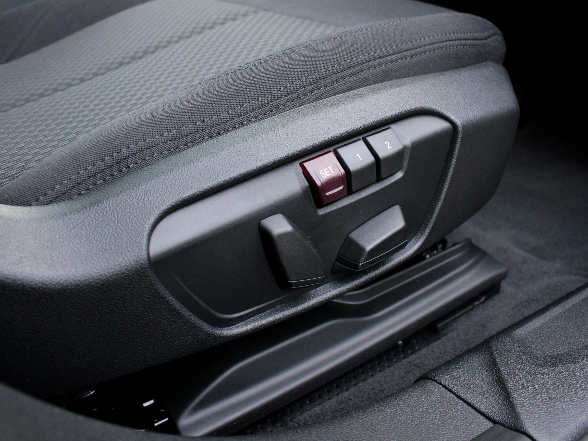 ＢＭＷ　１１８d　プレイ