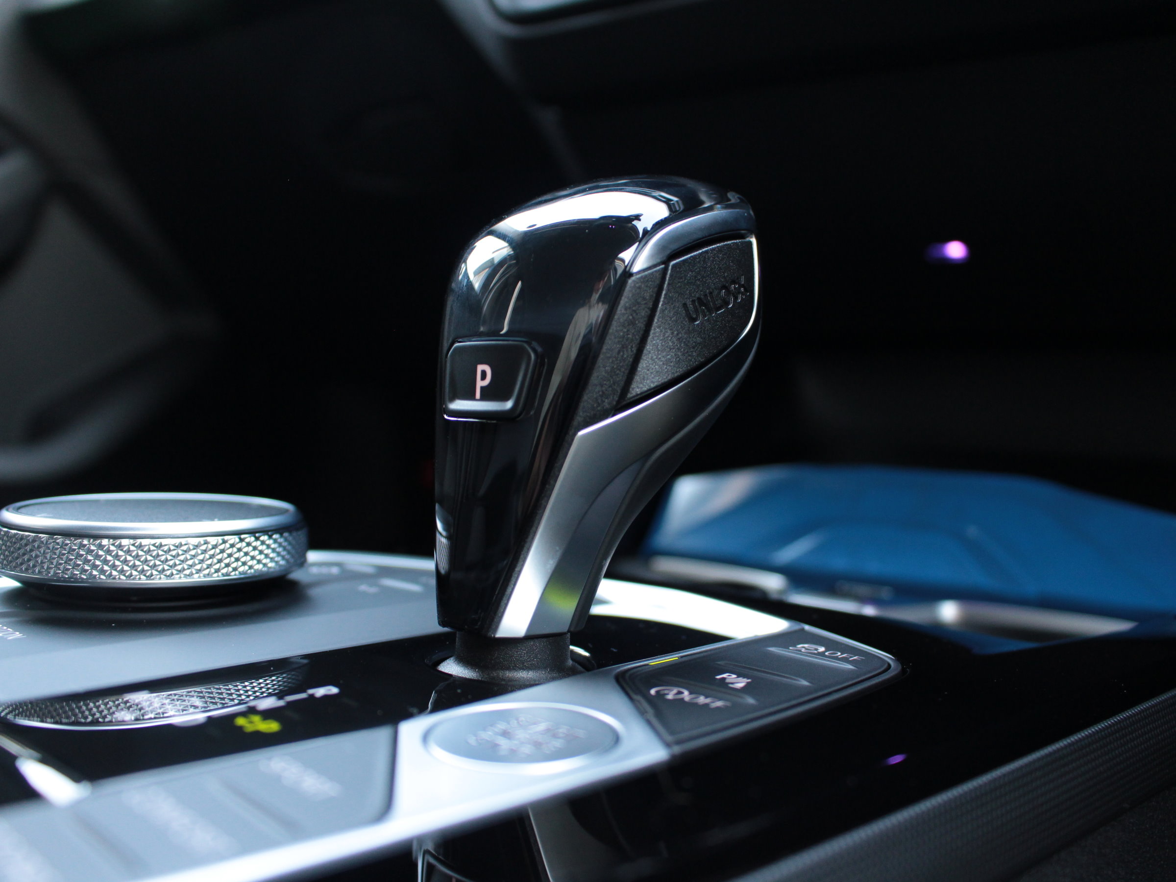 ＢＭＷ　１１８d　プレイ