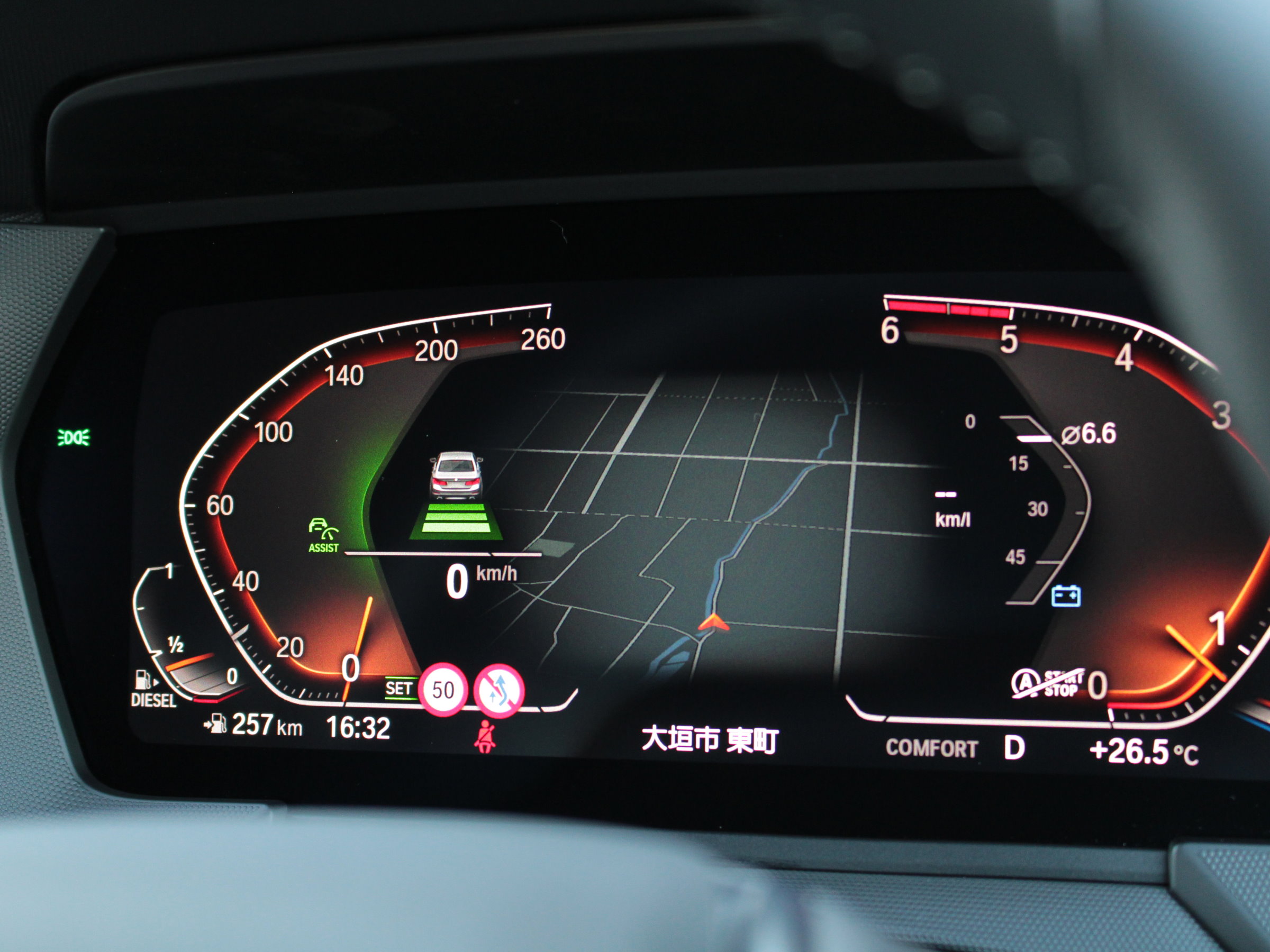 ＢＭＷ　１１８d　プレイ