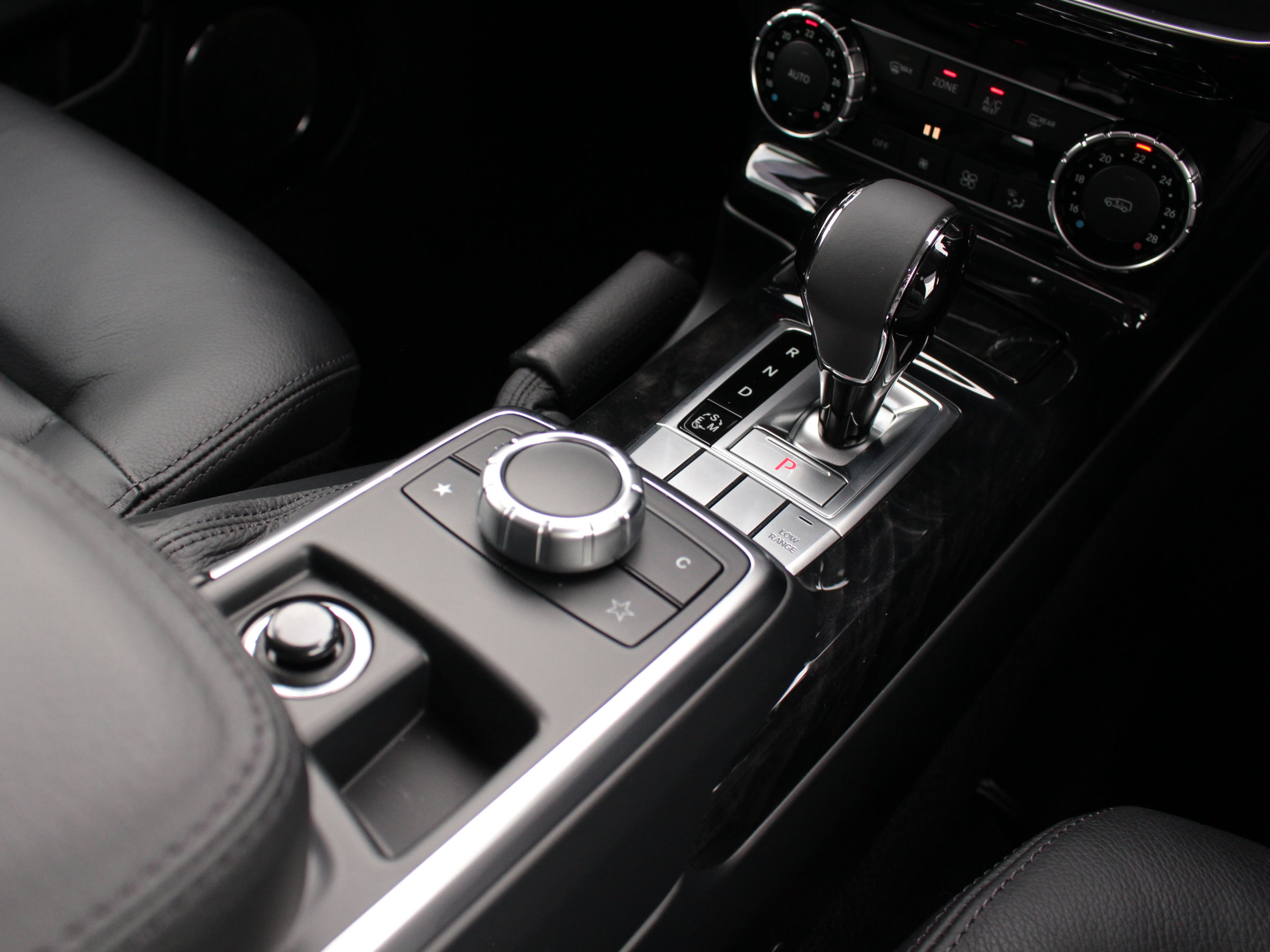 メルセデスベンツ　Ｇ３５０ｄラグジュアリーパッケージ