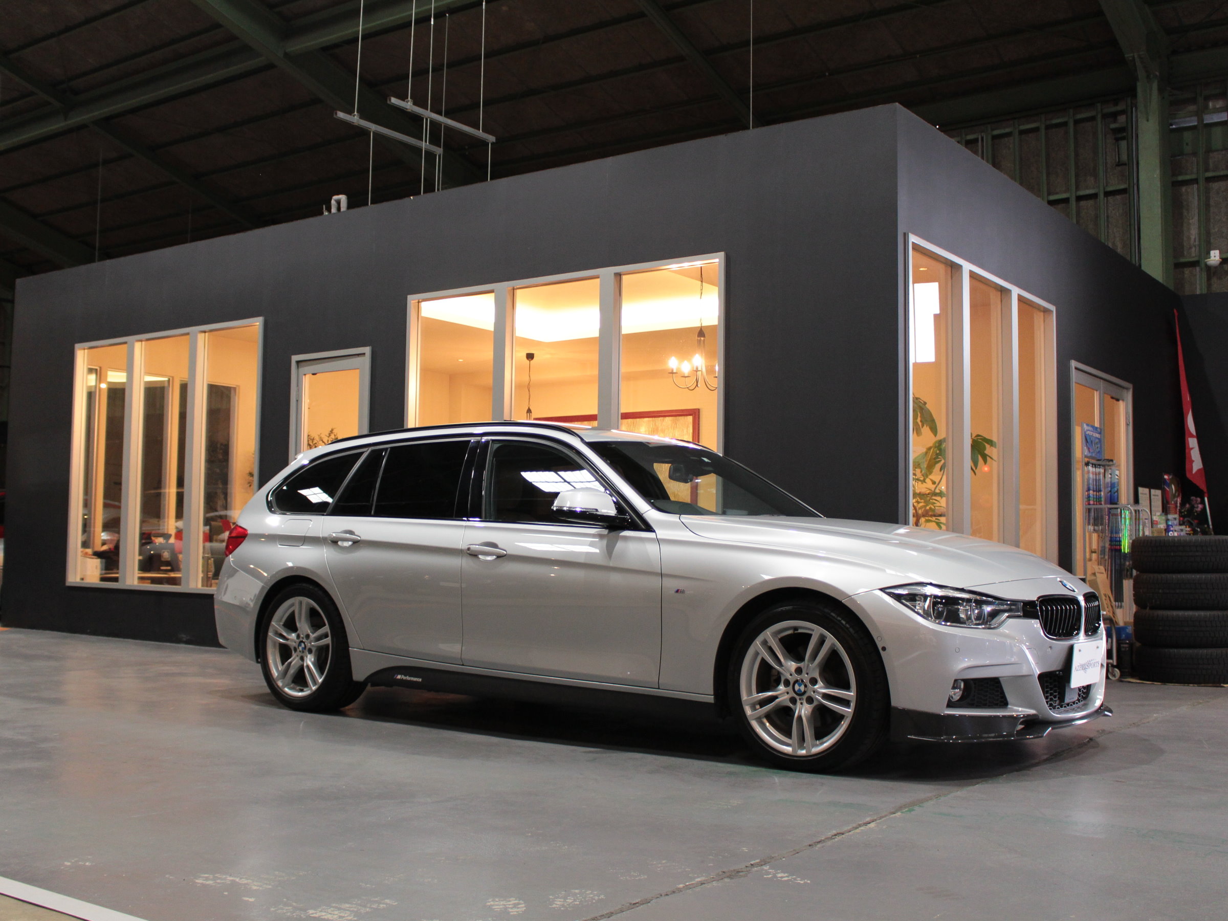 BMW　３２０ｄ　Ｍスポーツ
